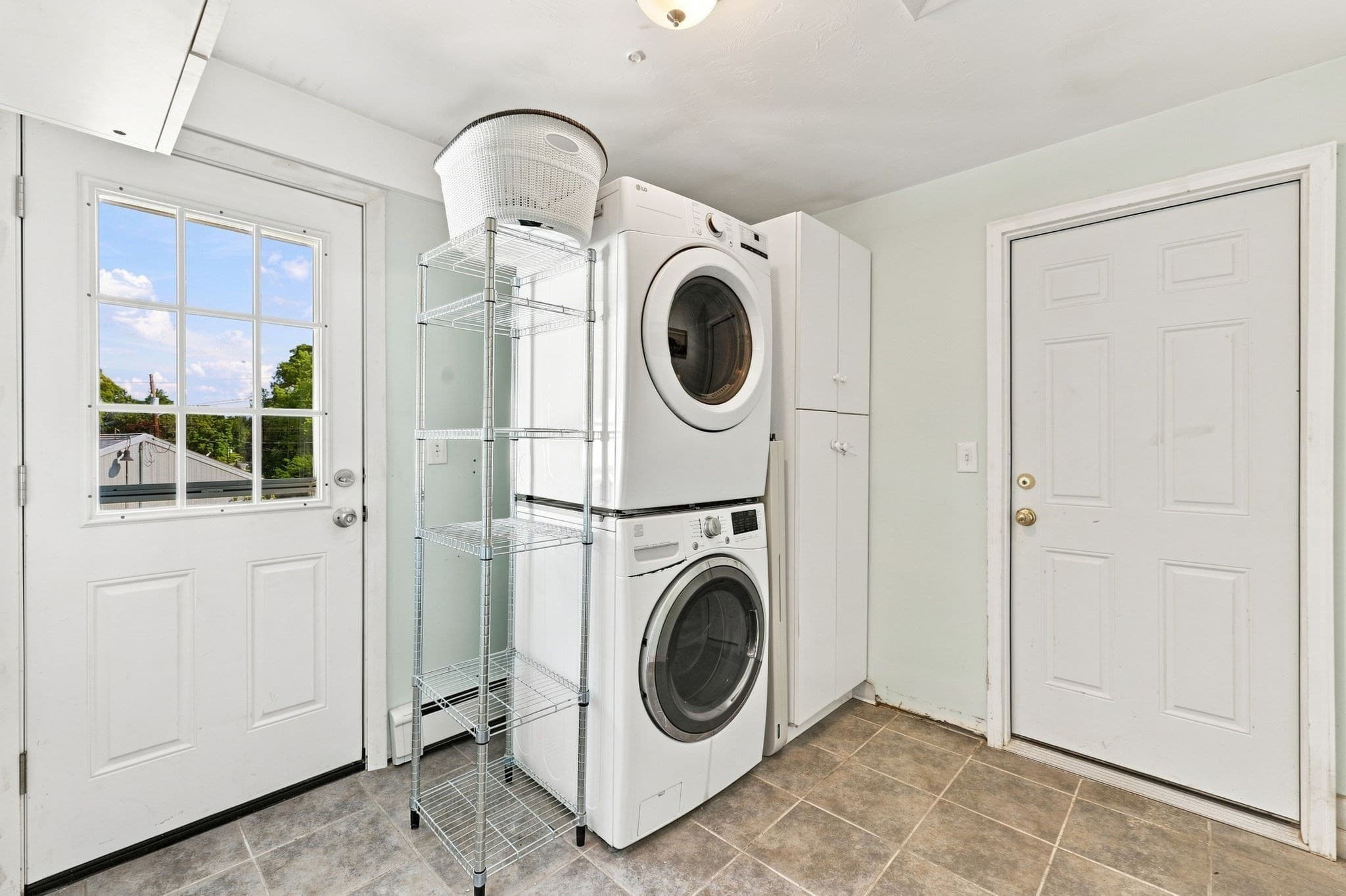 Single Family Residence at 188 Baldwin Ave, Framingham MA 01701, Framingham, photo 31 of 39