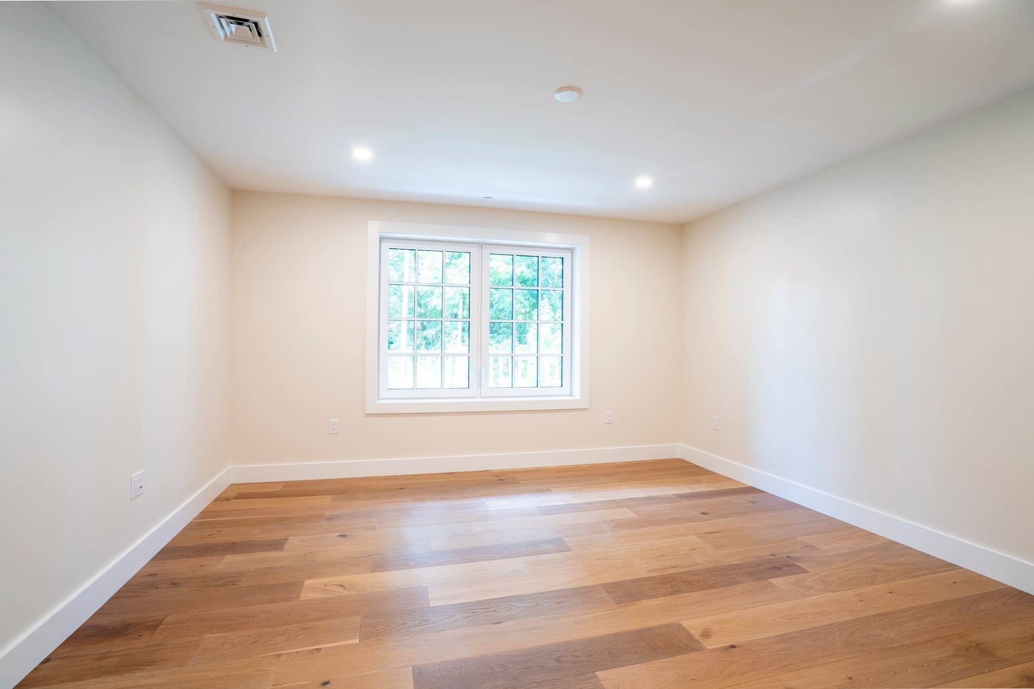 Condominium at 93 Bedford Street # 110, Lexington MA 02420, Lexington, photo 19 of 36