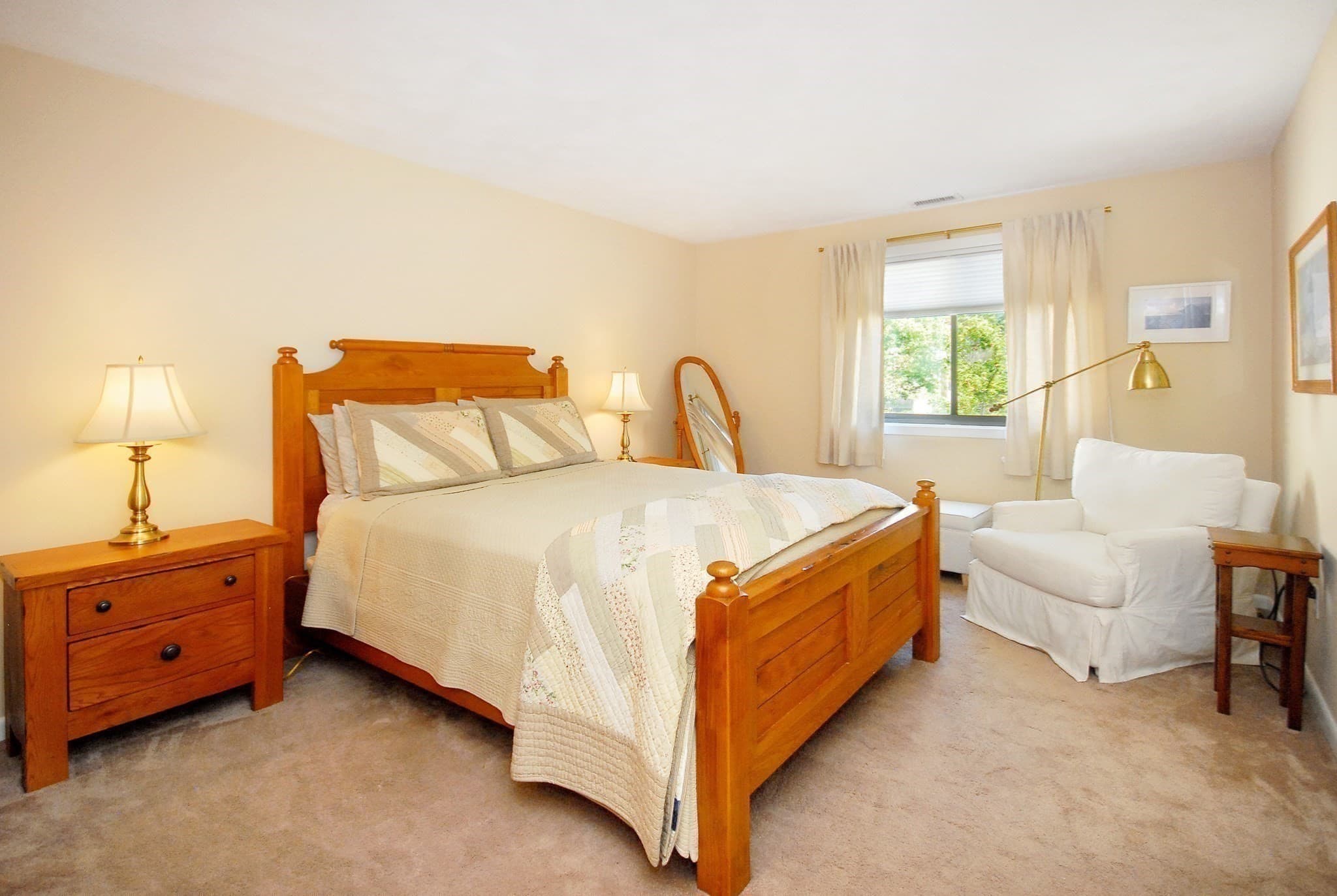 Condominium at 28 Concord Greene # 2, Concord MA 01742, Concord, photo 16 of 35