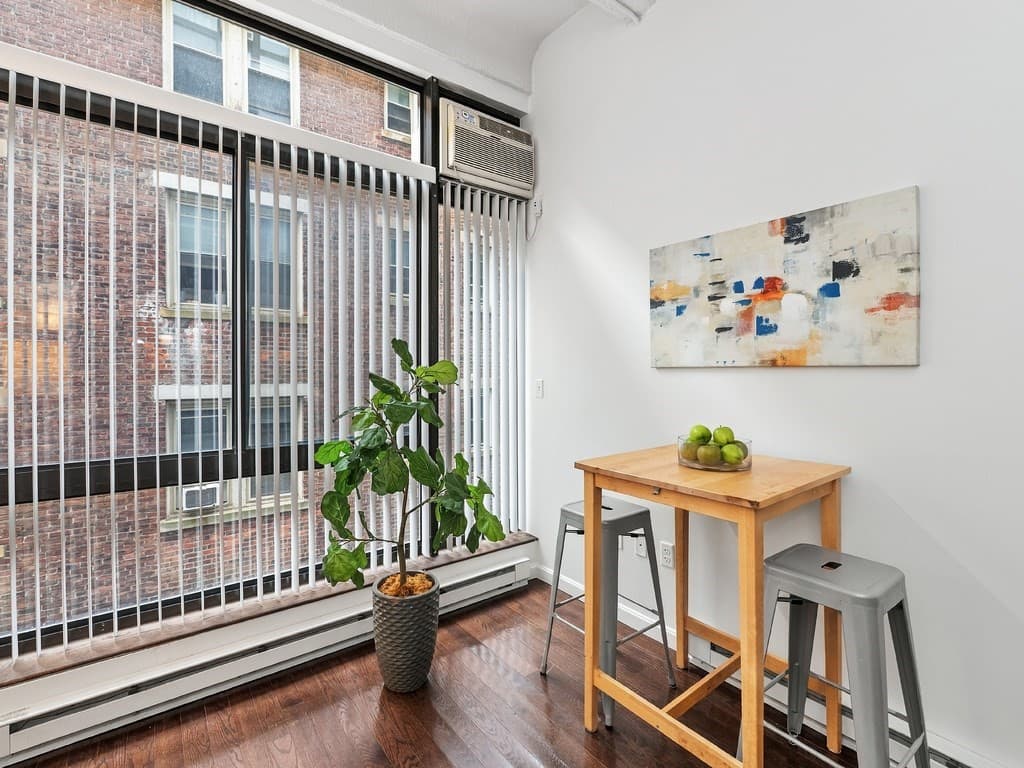 Condominium at 12 Stoneholm St # 313, Boston MA 02115, Boston, photo 6 of 22