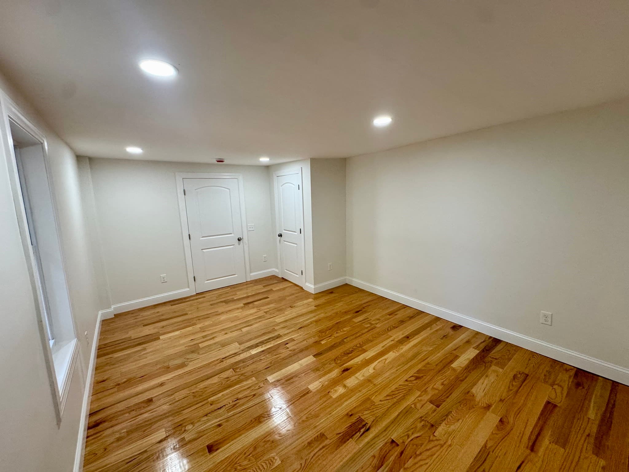 Single Family Residence at 346 Hilldale Ave, Haverhill MA 01832, Haverhill, photo 12 of 19