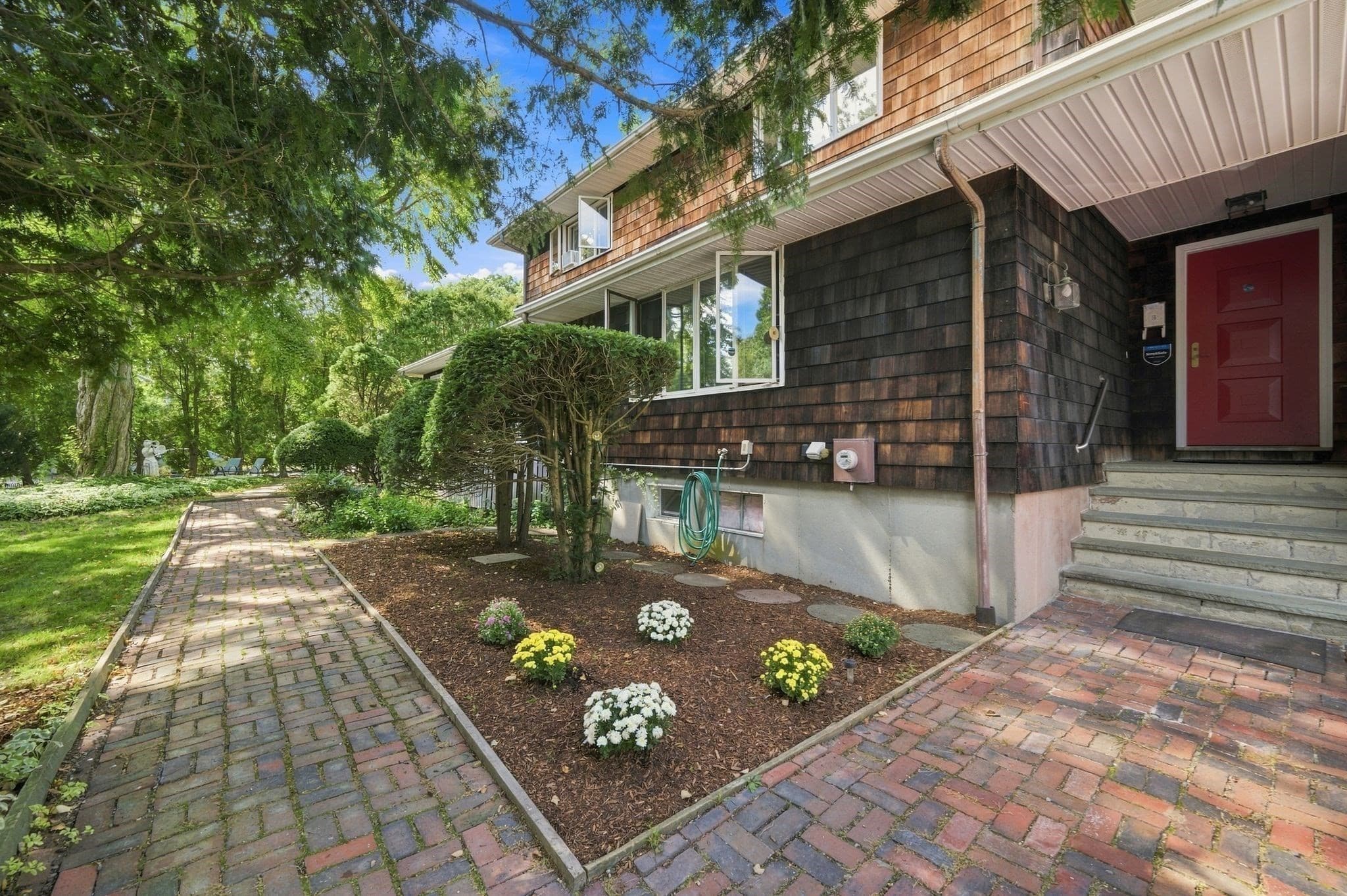 Single Family Residence at 20 Tidd Street, Swampscott MA 01907, Swampscott, photo 7 of 41