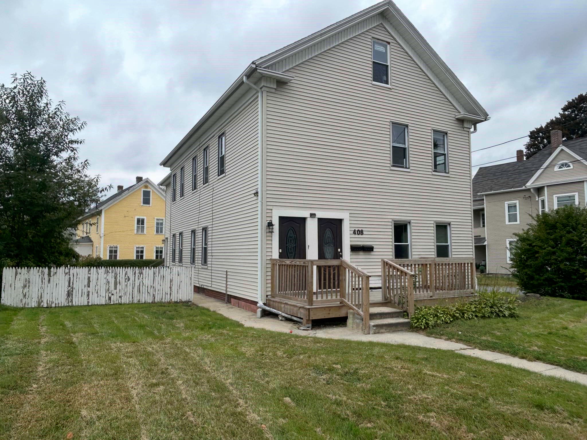 Multi Family at 408 School Street, Webster MA 01570, Webster, photo 2 of 20