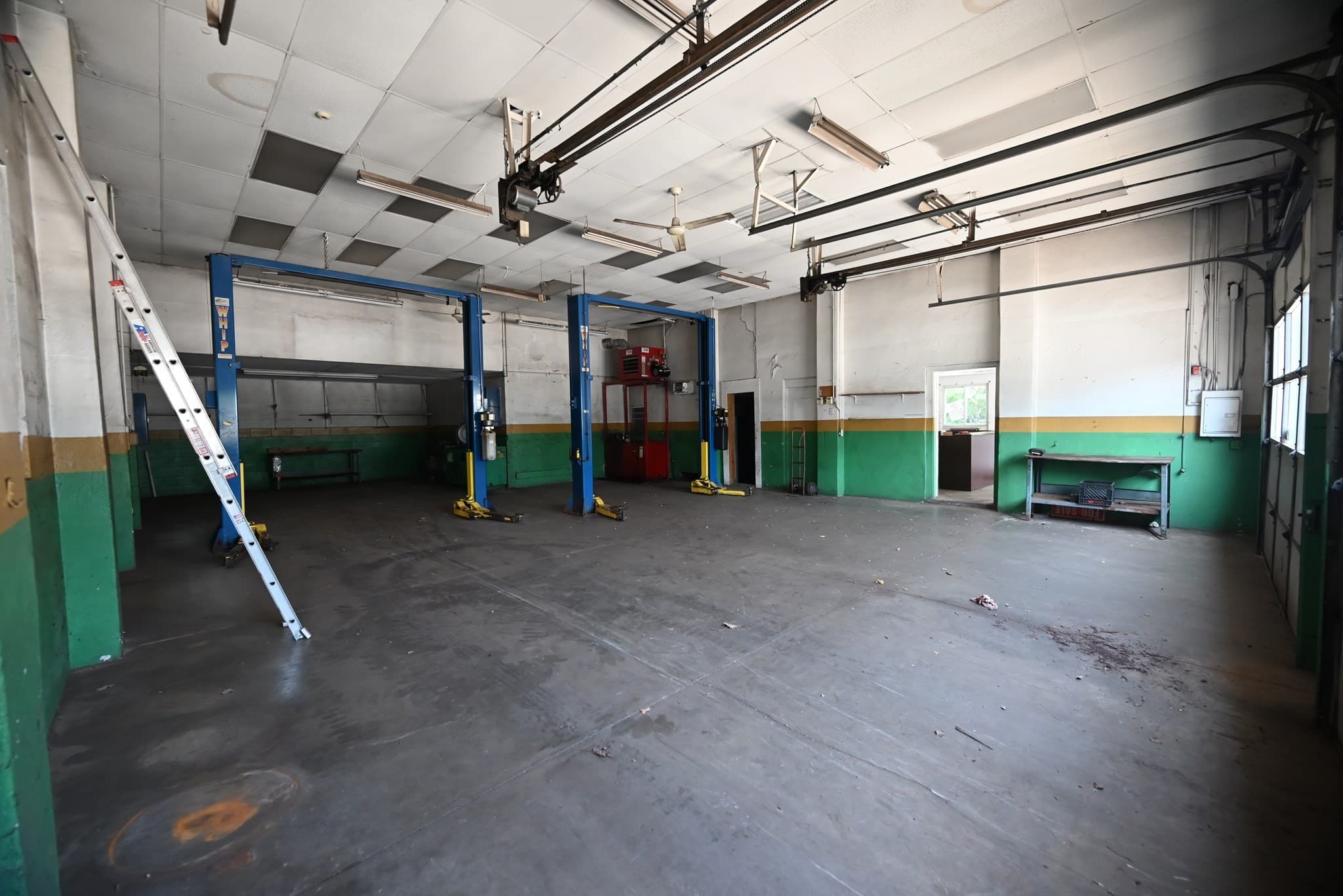Commercial Sale at 360 Mammoth Rd, Lowell MA 01854, Lowell, photo 13 of 18