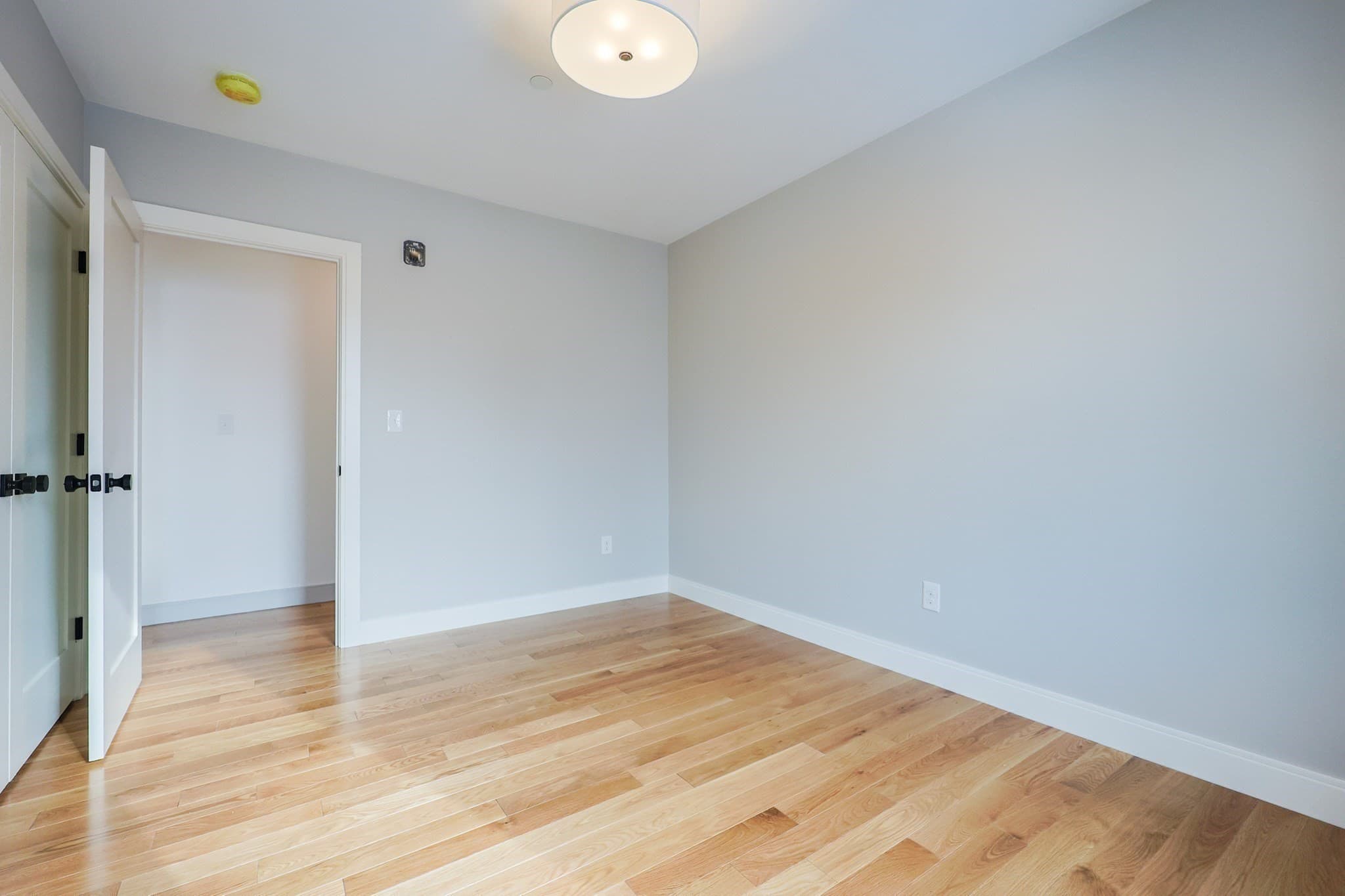 Condominium at 68 Rowe Street, Boston MA 02131, Boston, photo 13 of 16