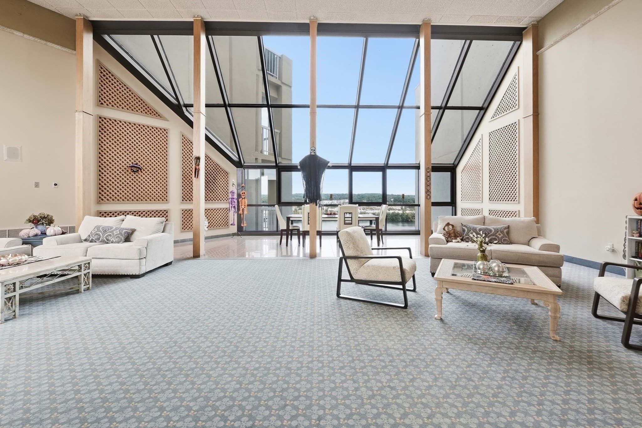 Condominium at 65 Lake Ave # 824, Worcester MA 01604, Worcester, photo 15 of 19