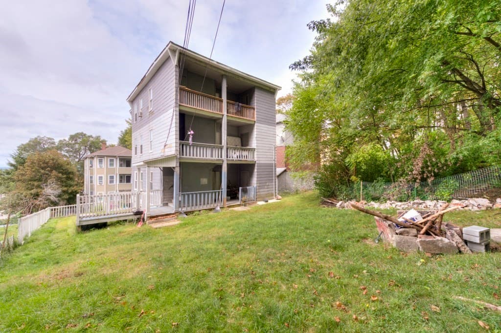 3 Family at 27 Rodney St, Worcester MA 01605, Worcester, photo 34 of 40