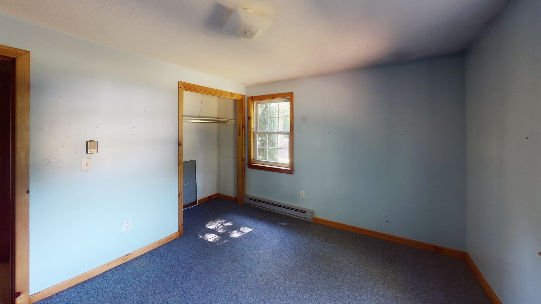 Single Family Residence at 12 Flint Rd, Charlton MA 01507, Charlton, photo 8 of 22
