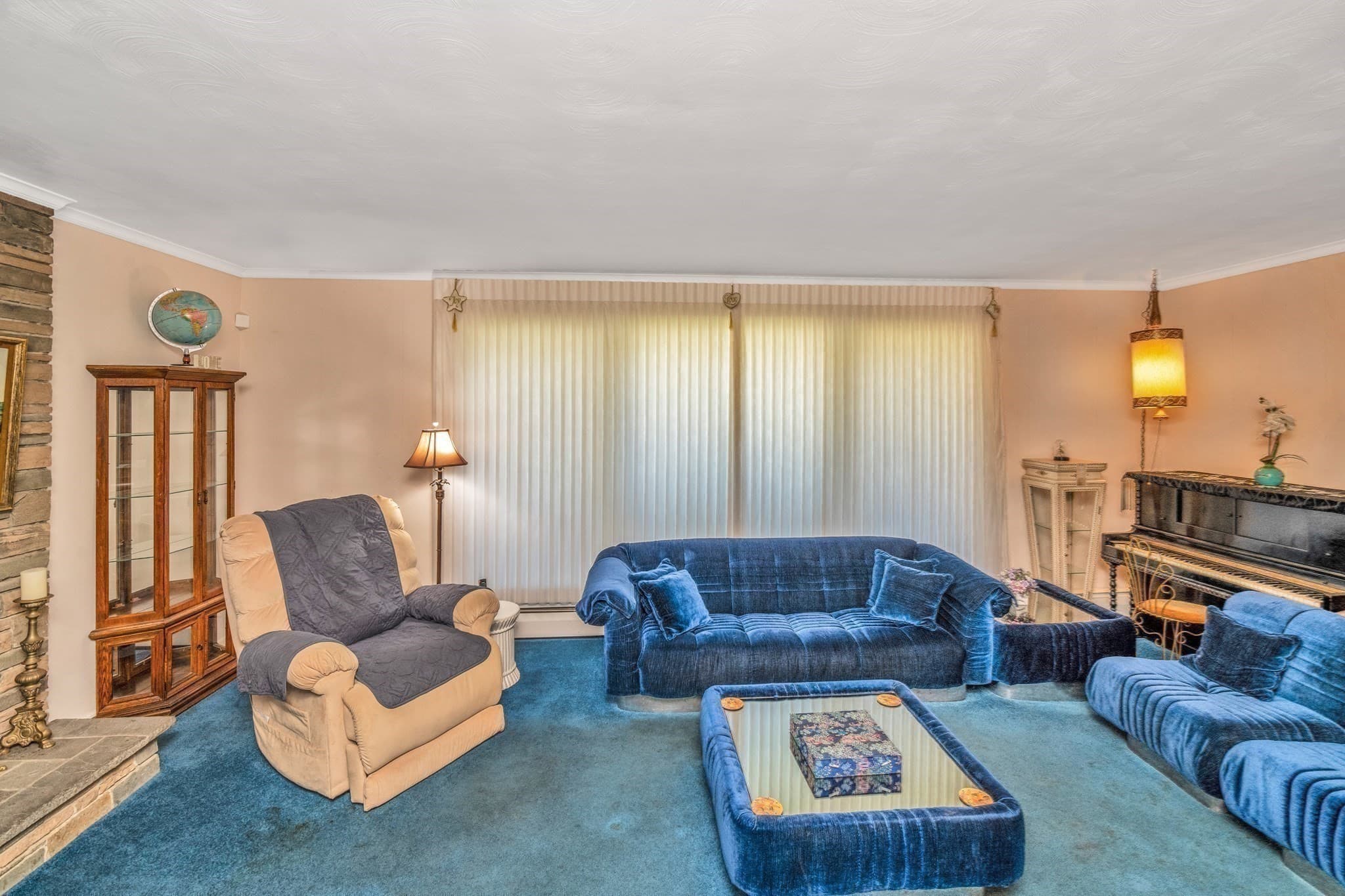 Single Family Residence at 17 Hallen Ave, Milton MA 02186, Milton, photo 3 of 39