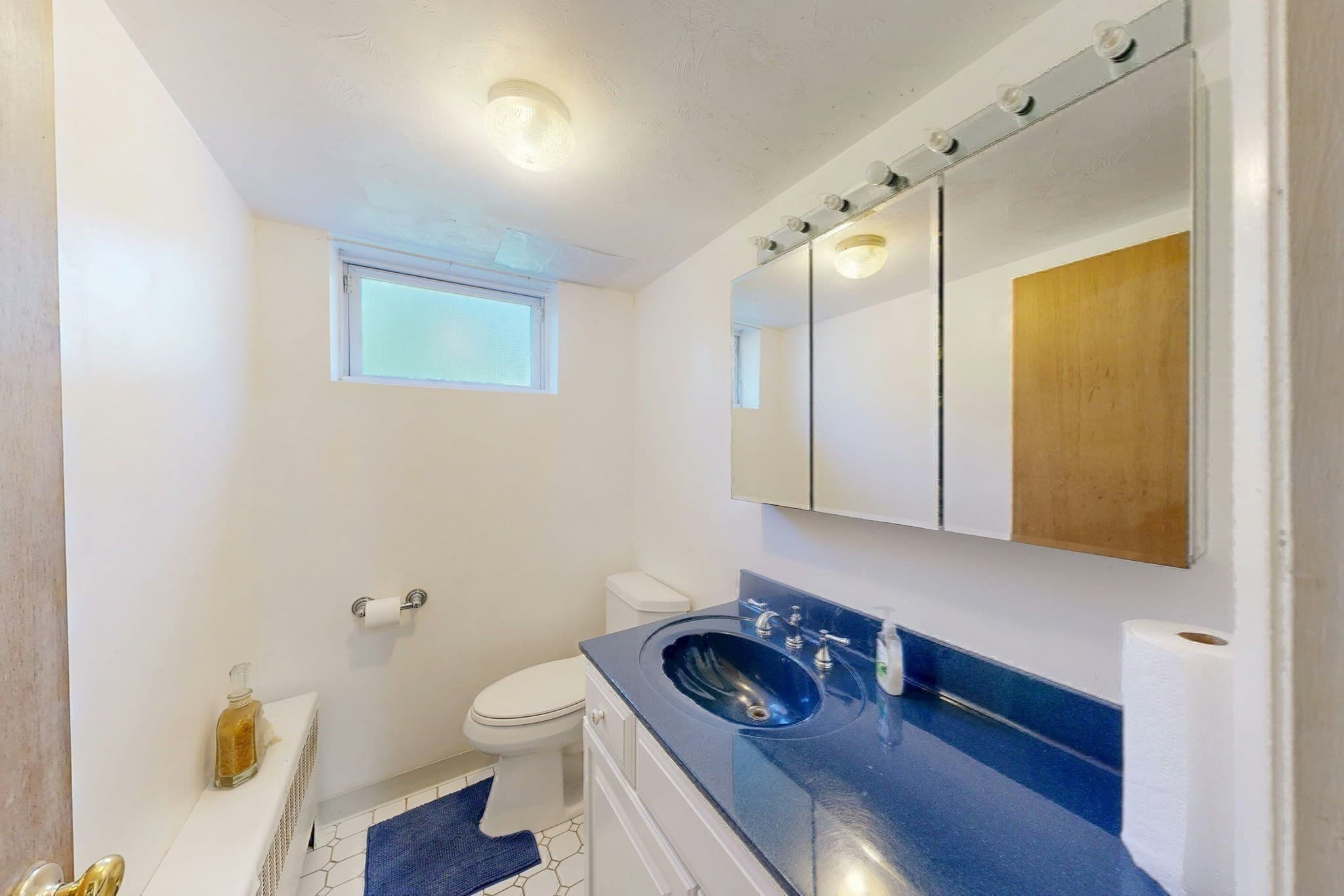 Single Family Residence at 17 Hallen Ave, Milton MA 02186, Milton, photo 25 of 39