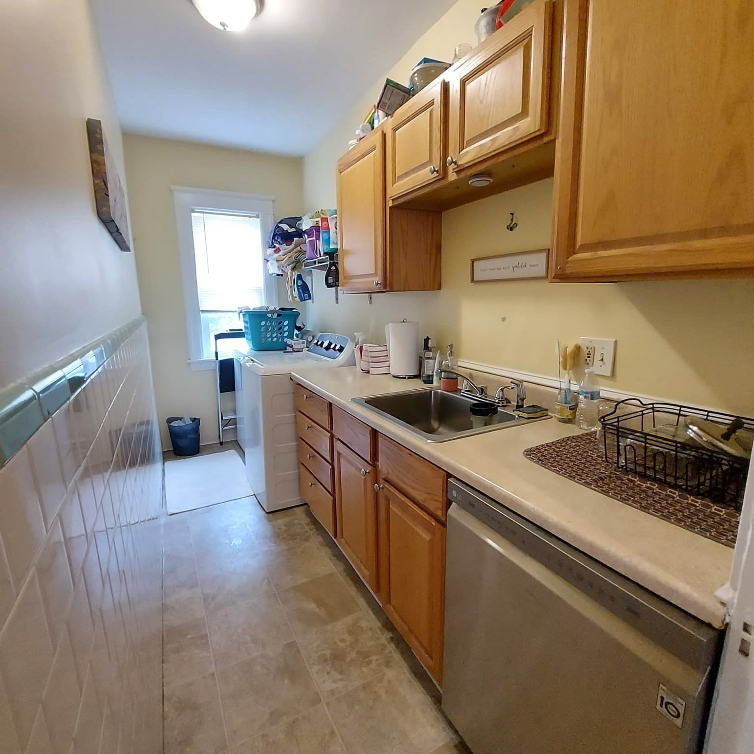 2 Family - 2 Units Up/Down at 4 Dorset St, Worcester MA 01602, Worcester, photo 5 of 25