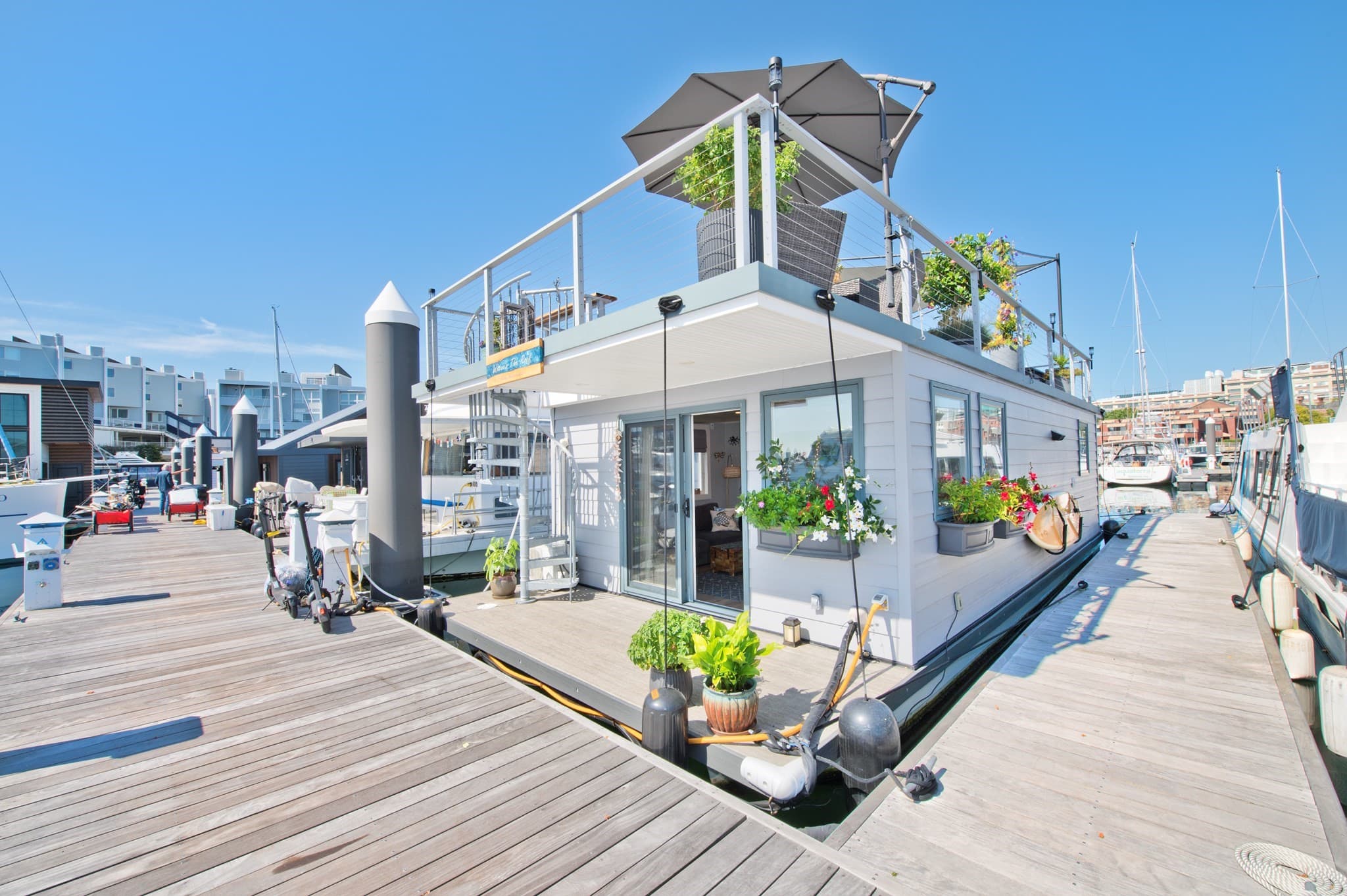 Mobile Home at 1 Pier 8 # B14, Boston MA 02129, Boston, photo 37 of 42