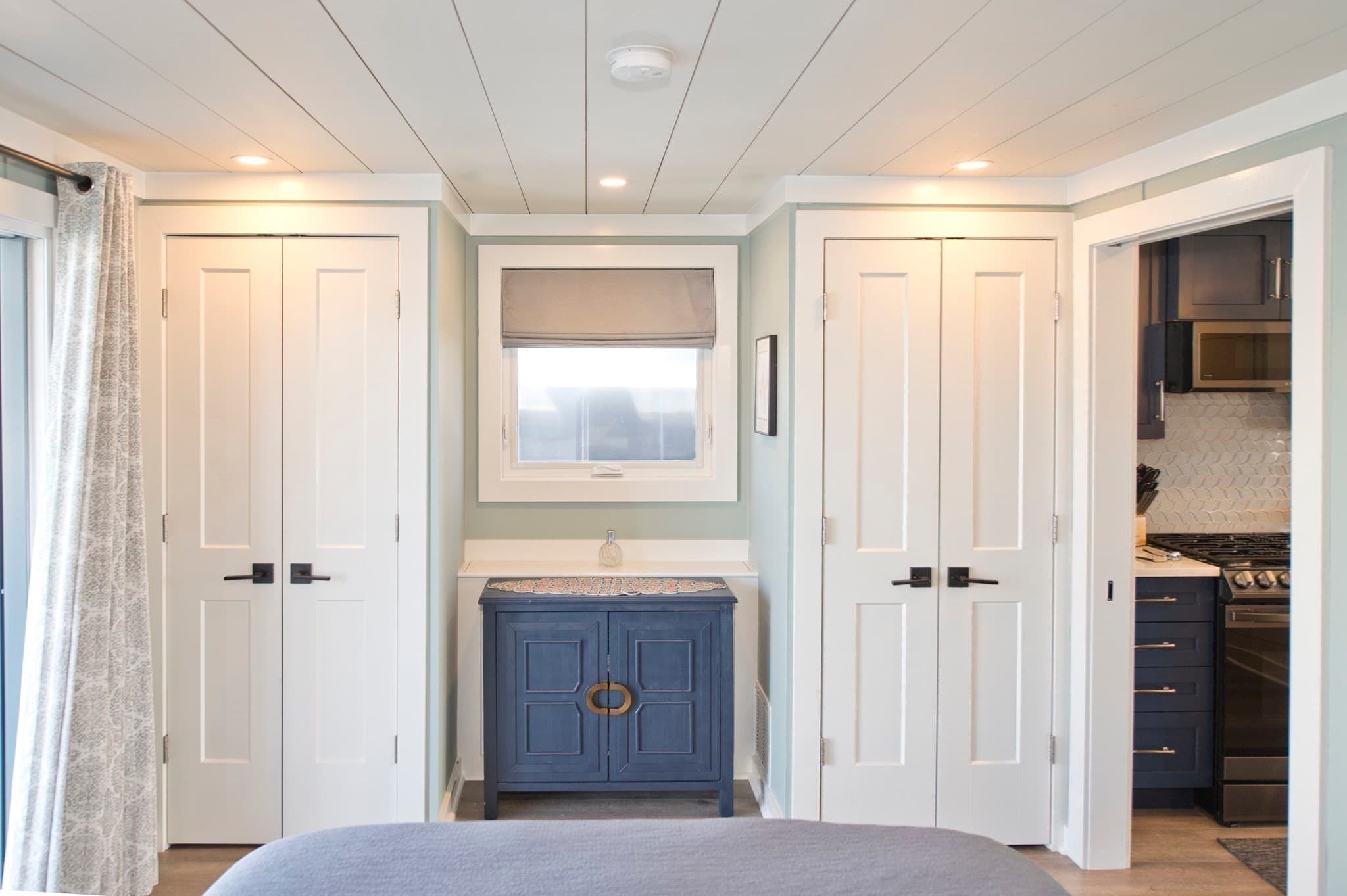 Condominium at 1 Pier 8 # B14, Boston MA 02129, Boston, photo 29 of 42