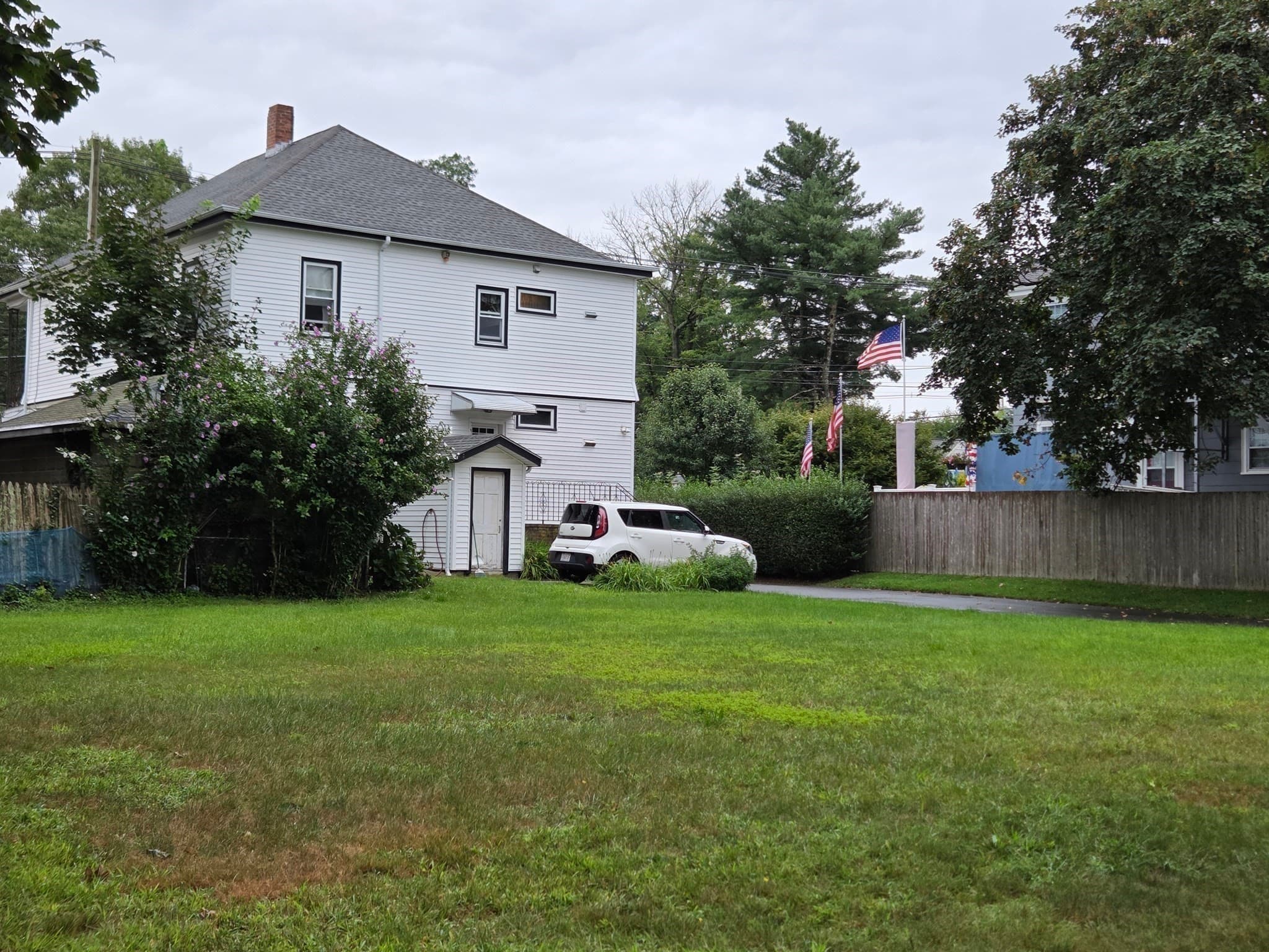 Multi Family at 131 State Rd, Dartmouth MA 02747, Dartmouth, photo 11 of 38