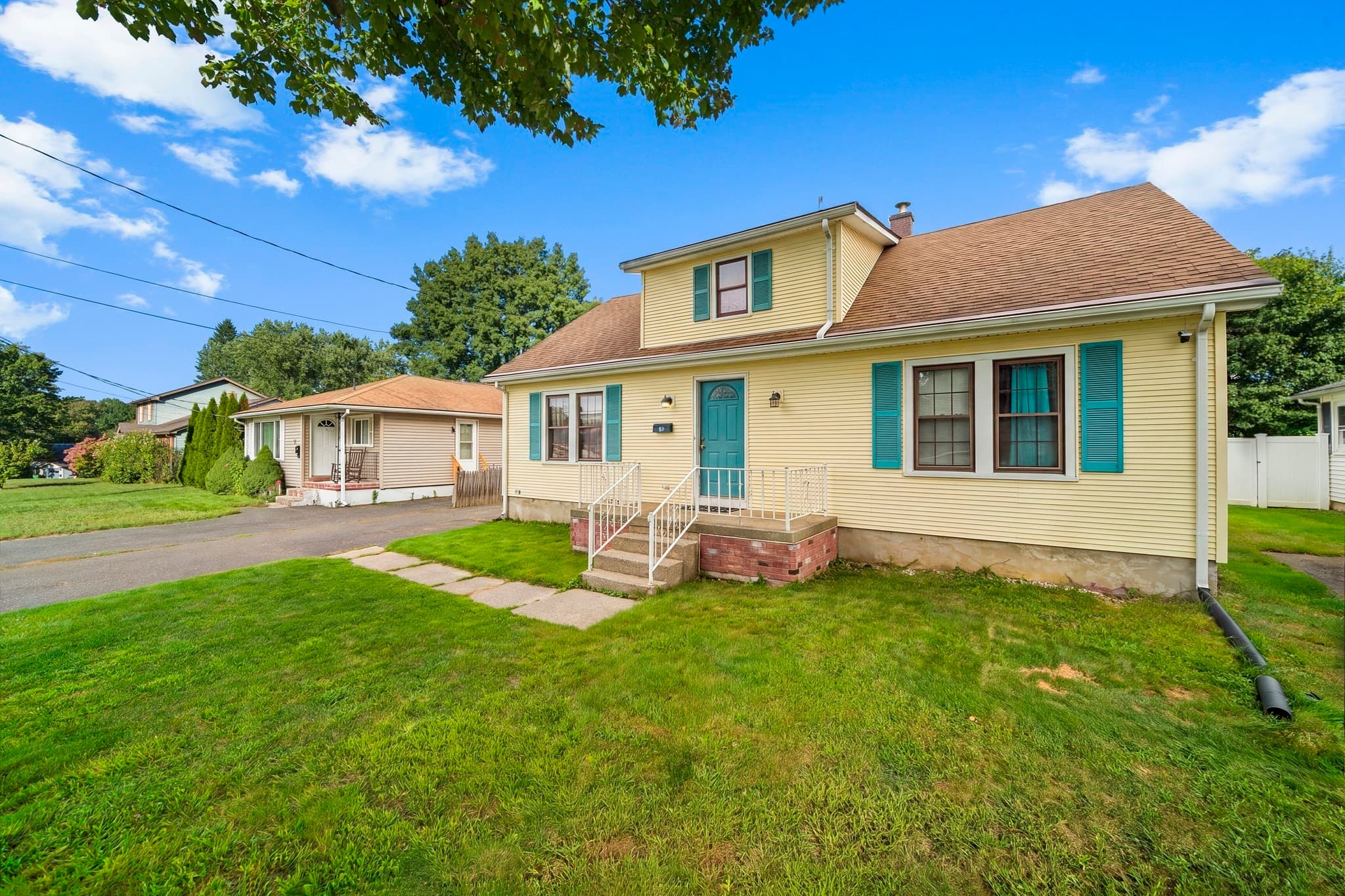 Single Family Residence at 57 Ruskin St, Chicopee MA 01020, Chicopee, photo 2 of 27