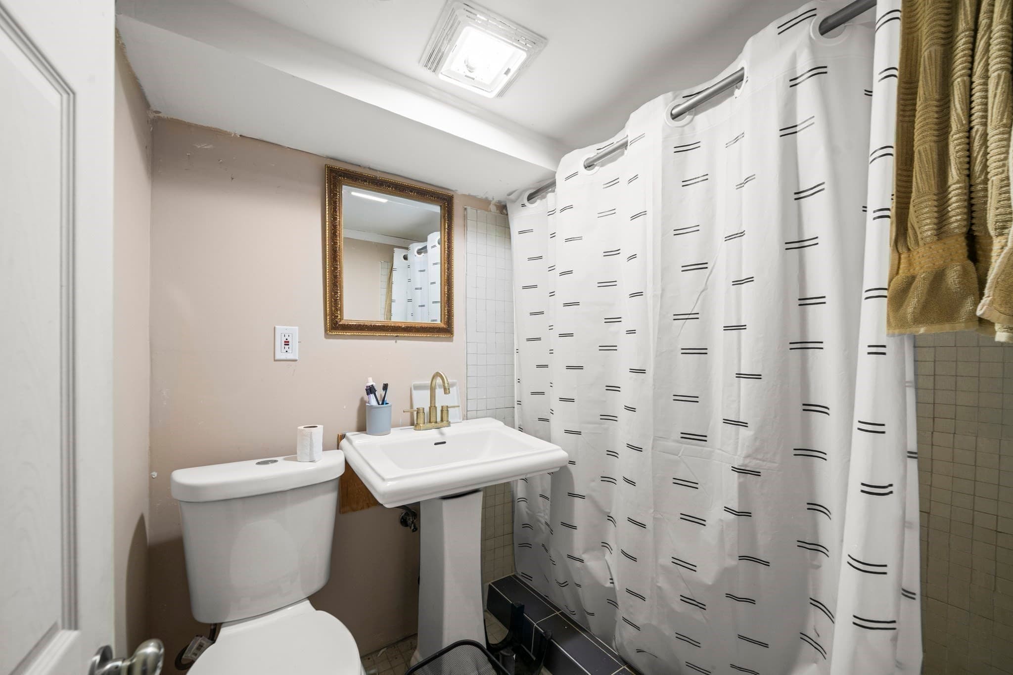 Single Family Residence at 57 Ruskin St, Chicopee MA 01020, Chicopee, photo 18 of 27