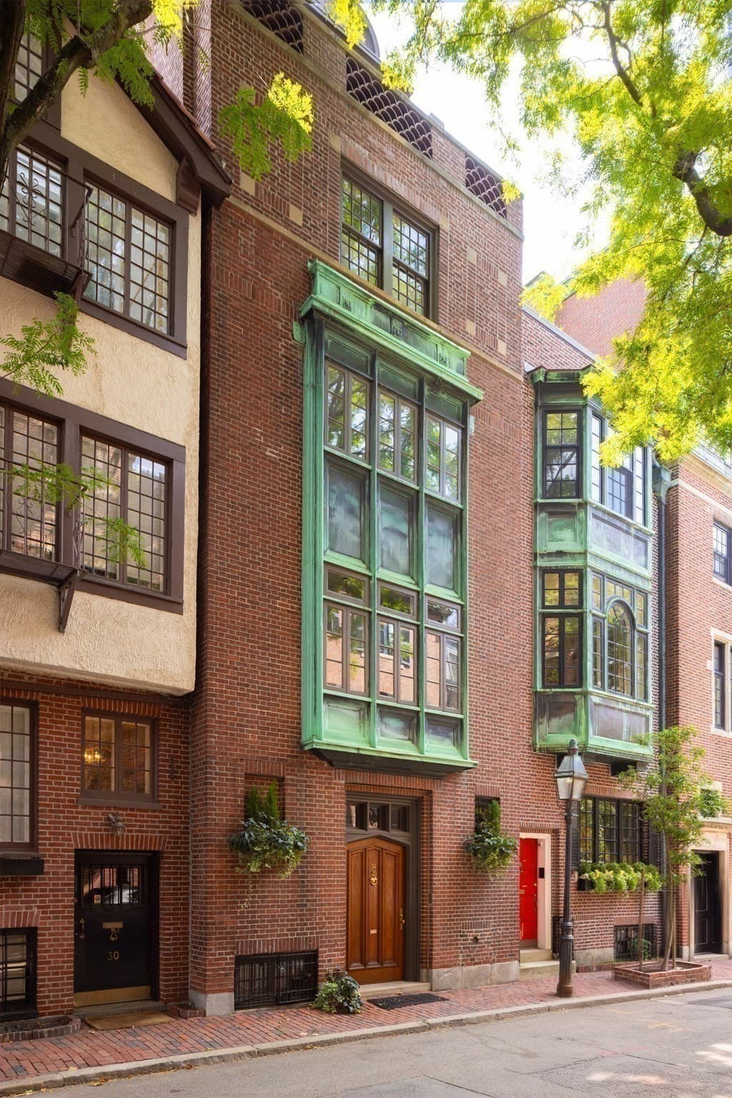 32 Lime St, Boston MA 02108