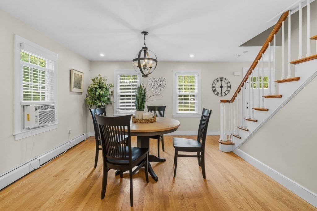 Single Family Residence at 11 Bow St, Plainville MA 02762, Plainville, photo 13 of 38