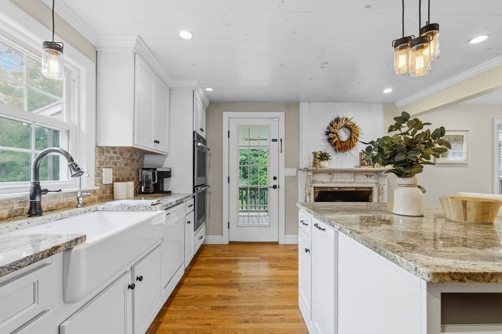Single Family Residence at 11 Bow St, Plainville MA 02762, Plainville, photo 12 of 38