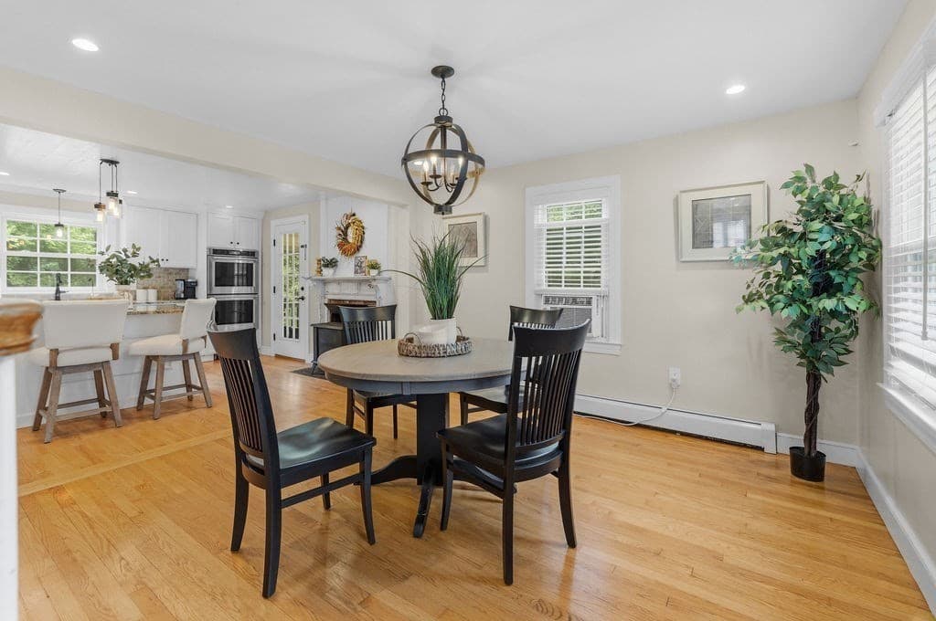 Single Family Residence at 11 Bow St, Plainville MA 02762, Plainville, photo 14 of 38