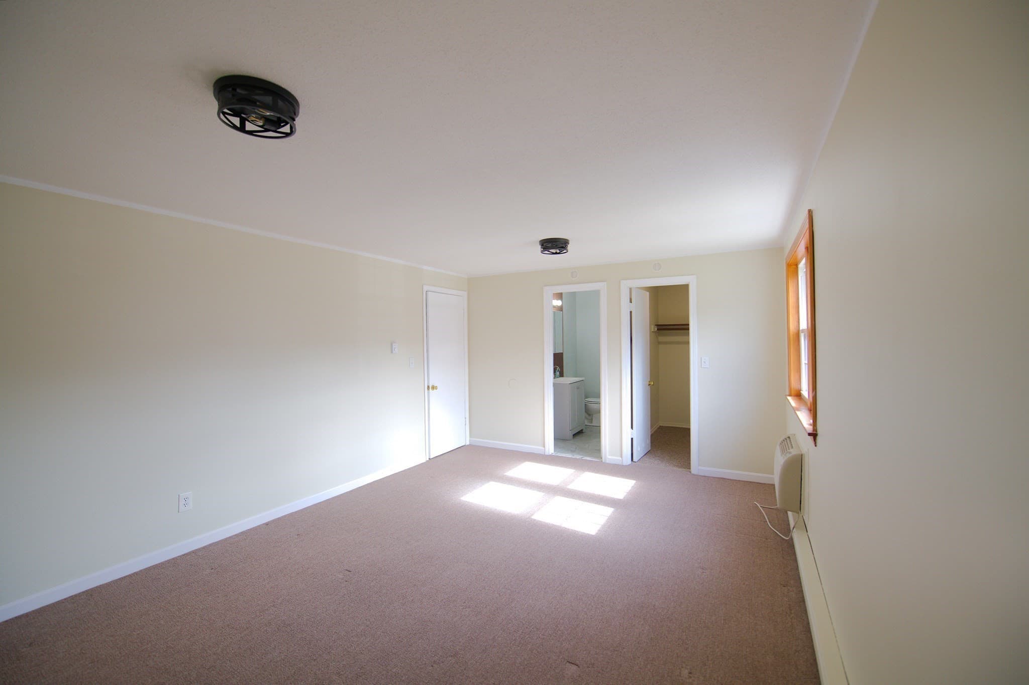 Condominium at 180 Main Street # 29, Bridgewater MA 02324, Bridgewater, photo 12 of 21
