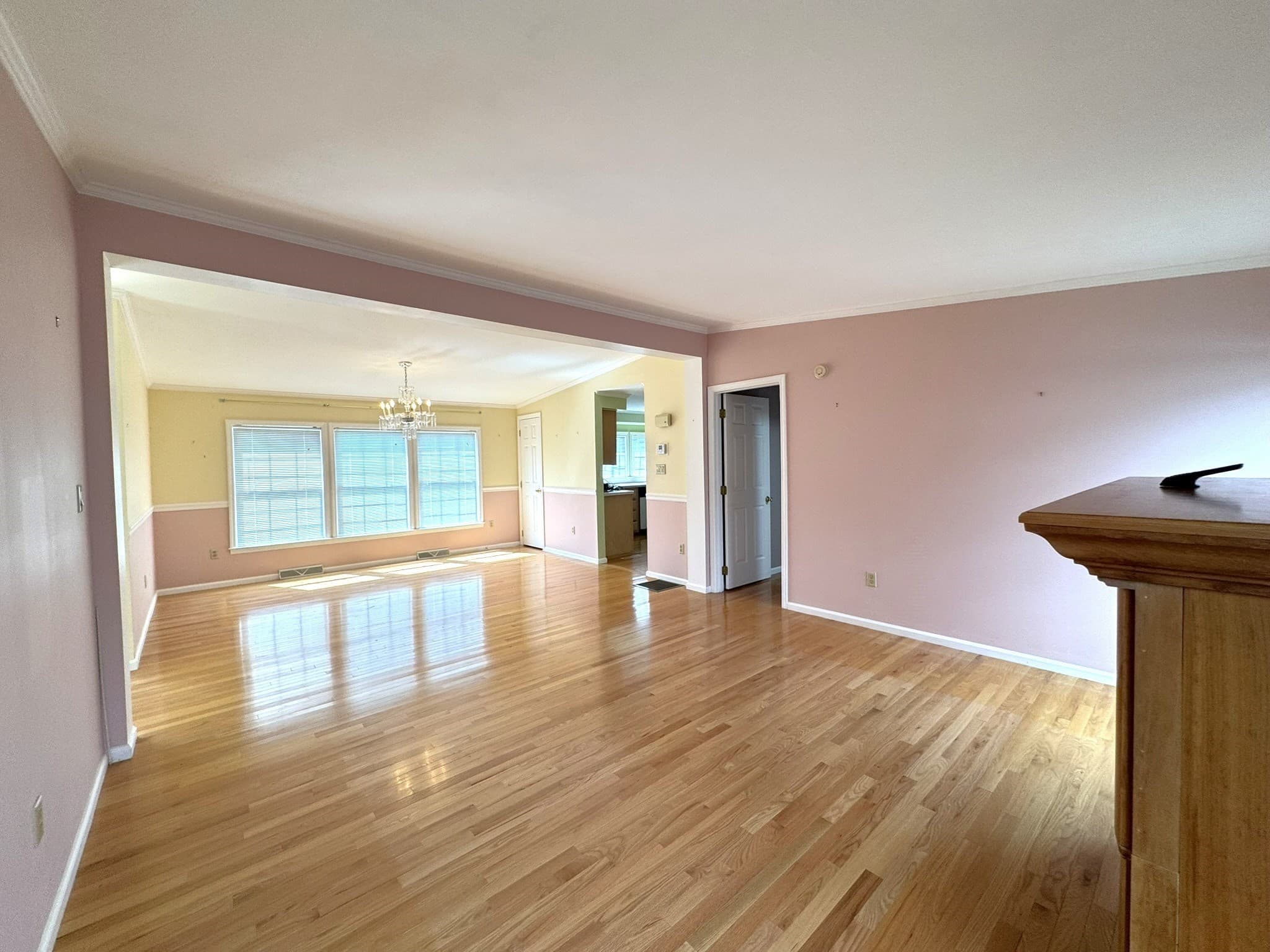 Single Family Residence at 25 Fieldwood Dr, Bridgewater MA 02324, Bridgewater, photo 4 of 23