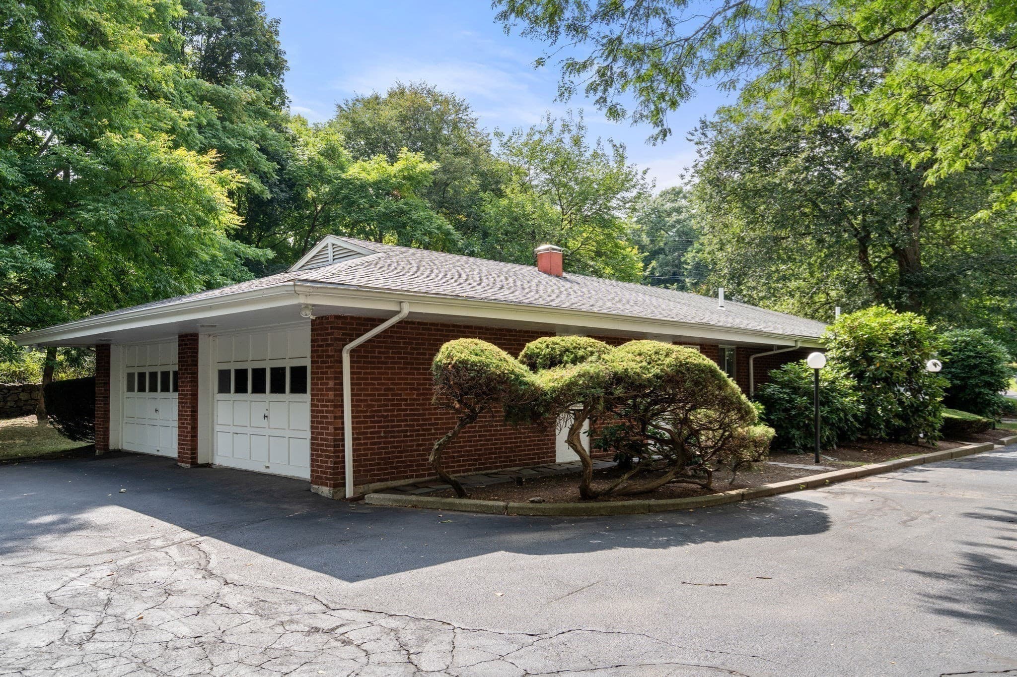 Condominium at 18 Chestnut Pl # 18, Brookline MA 02445, Brookline, photo 20 of 21