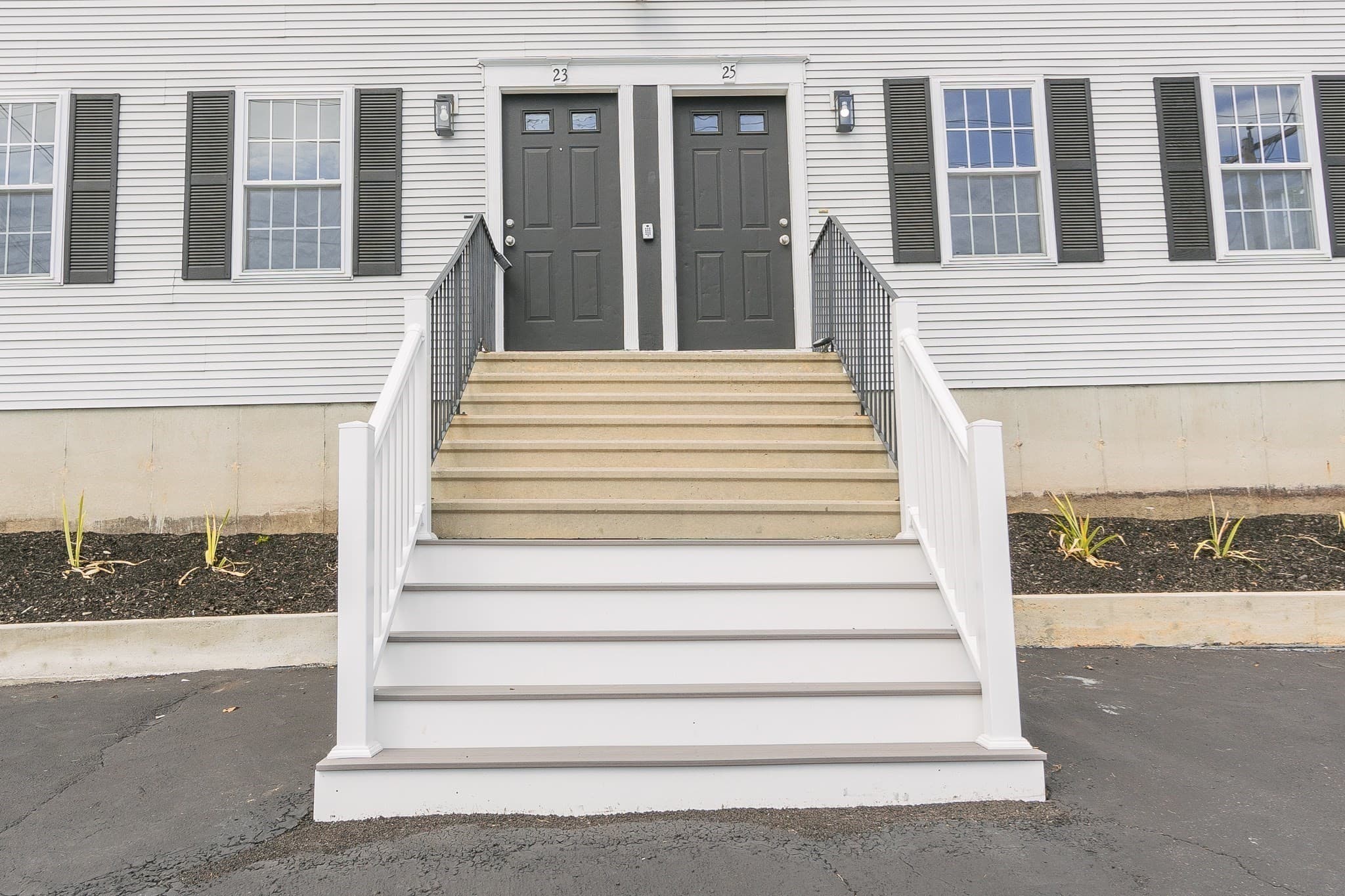 Single Family Residence at 28B Boylston Street, Worcester MA 01605, Worcester, photo 3 of 27