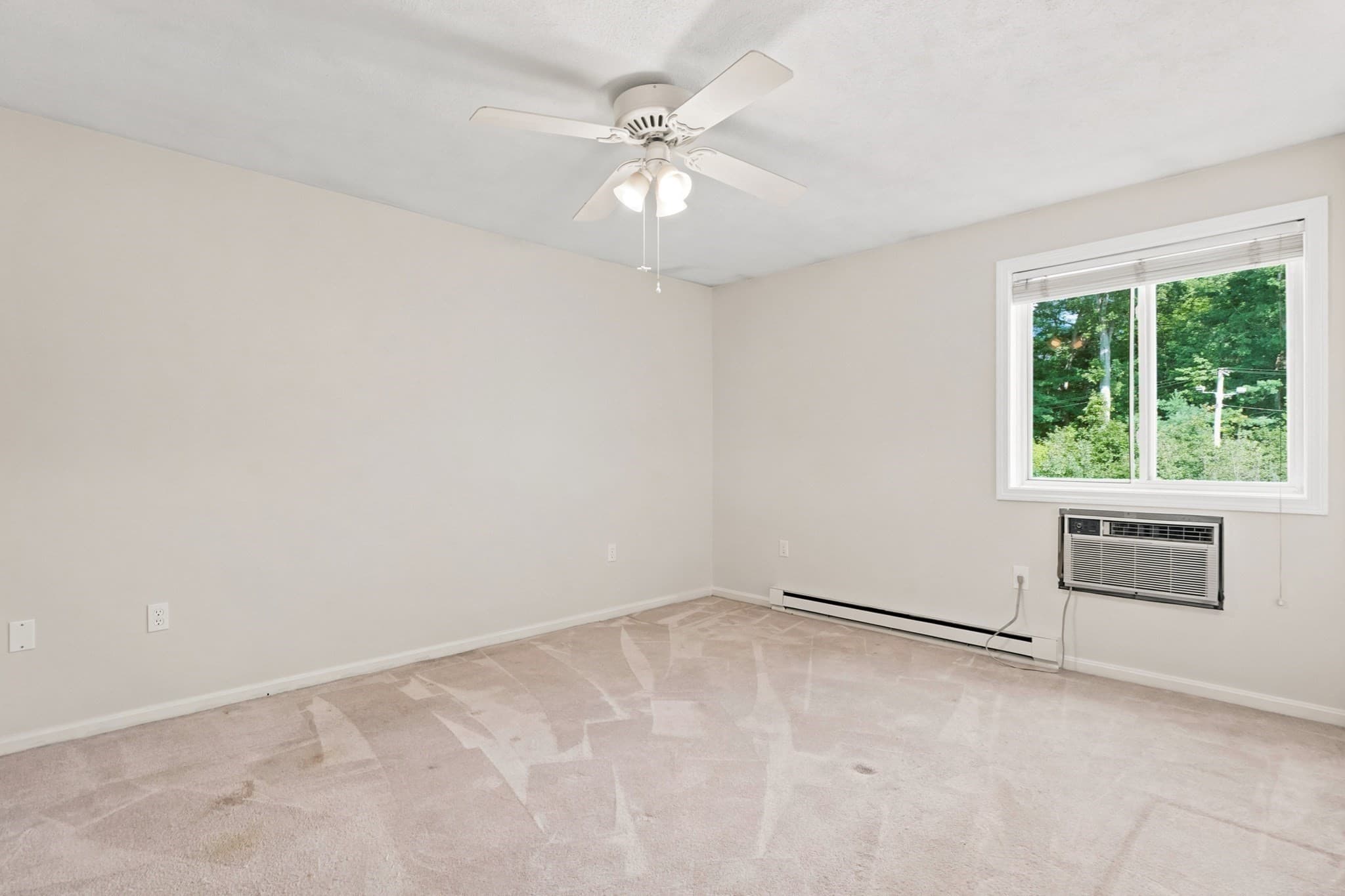 Condominium at 4 Erick Road # 102, Mansfield MA 02048, Mansfield, photo 6 of 16