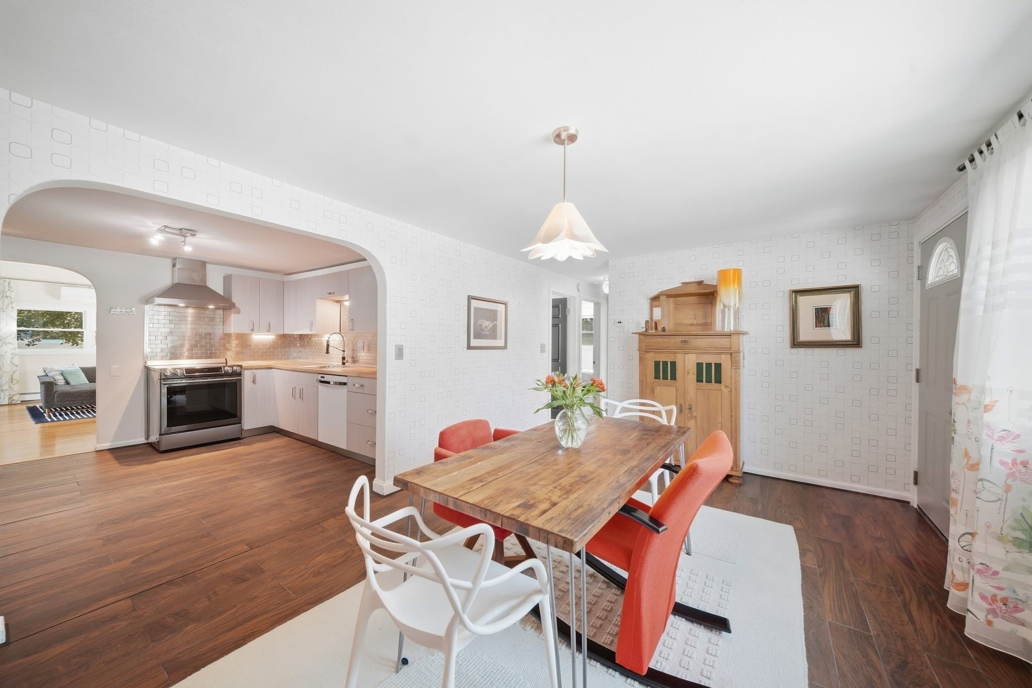 Single Family Residence at 8 Revere Rd, Tewksbury MA 01876, Tewksbury, photo 11 of 39