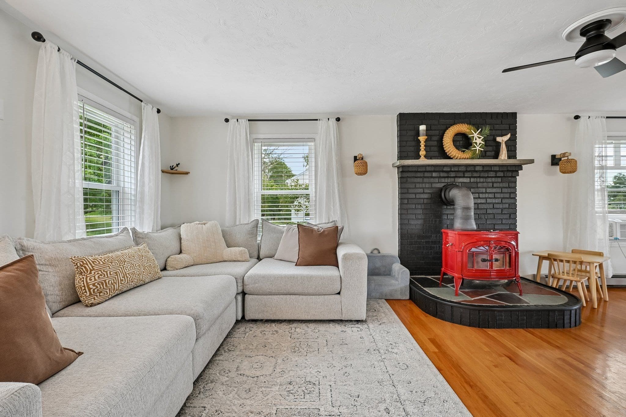 Single Family Residence at 25 Piasta Rd, Dudley MA 01571, Dudley, photo 9 of 42
