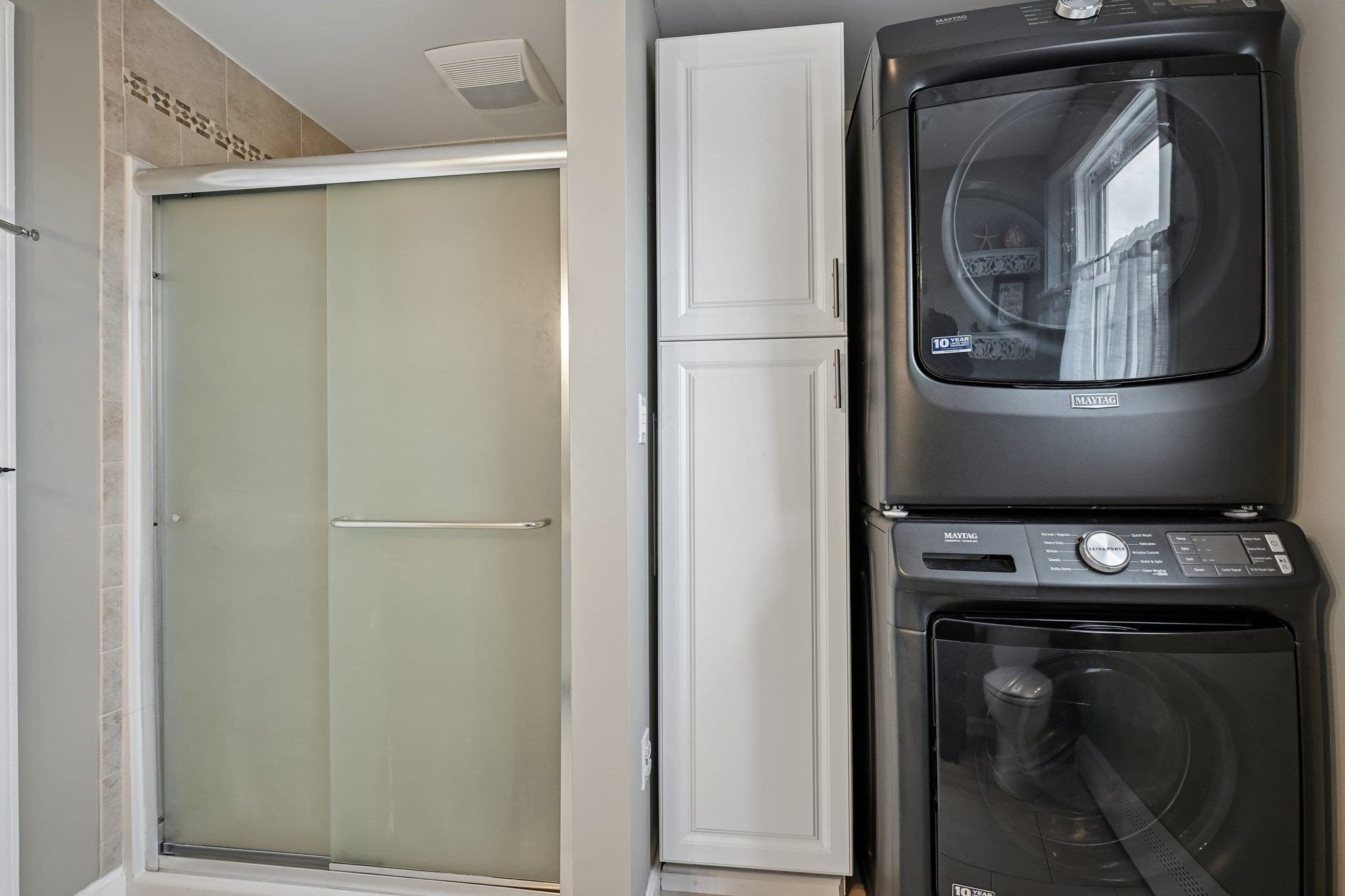 Single Family Residence at 25 Piasta Rd, Dudley MA 01571, Dudley, photo 33 of 42