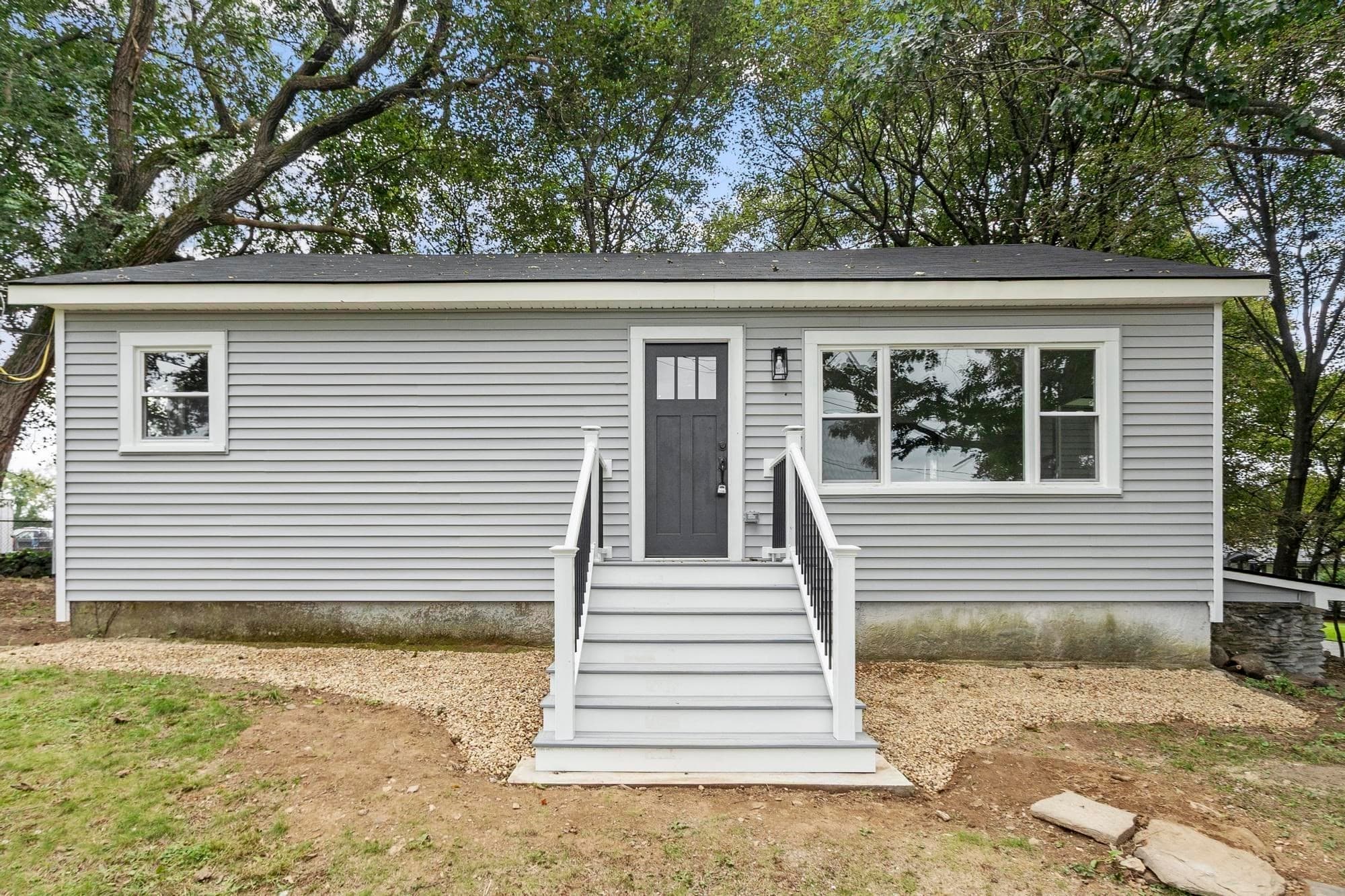186 Pleasant St, Lunenburg MA 01462