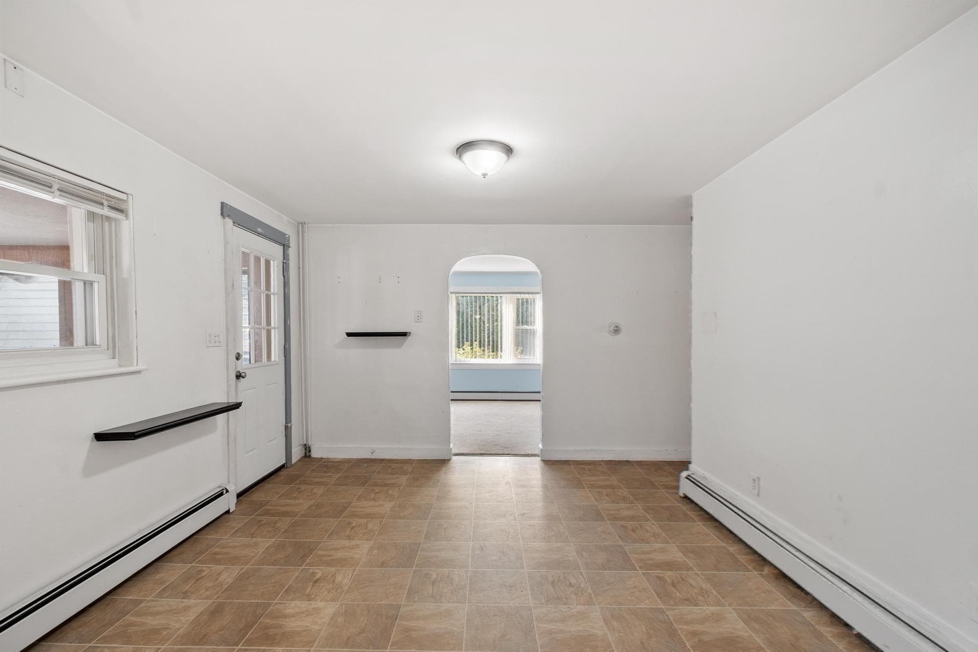 Single Family Residence at 368 Litchfield St, Leominster MA 01453, Leominster, photo 31 of 40