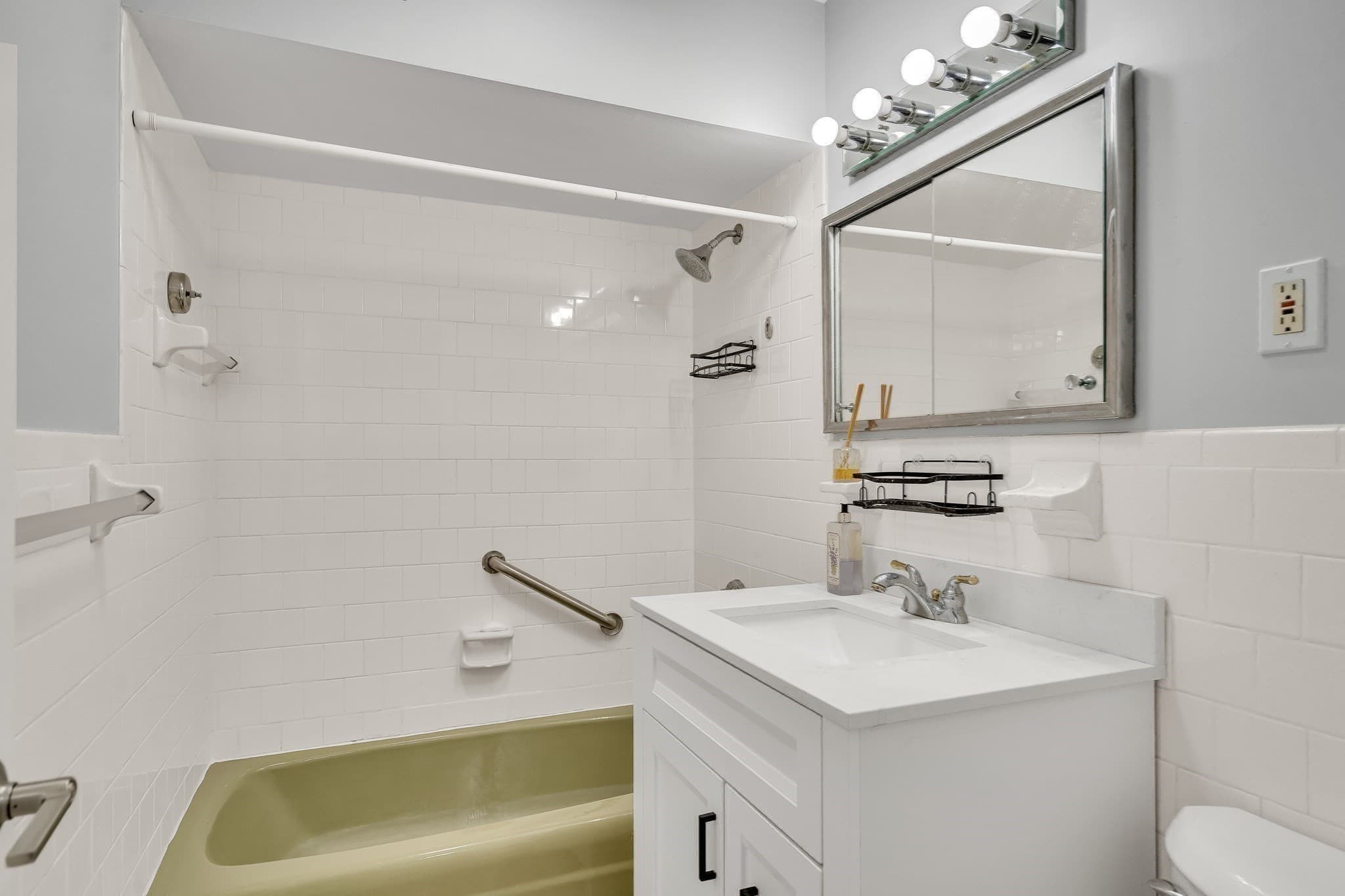 Condominium at 53 Paul St # 10, Newton MA 02459, Newton, photo 29 of 36