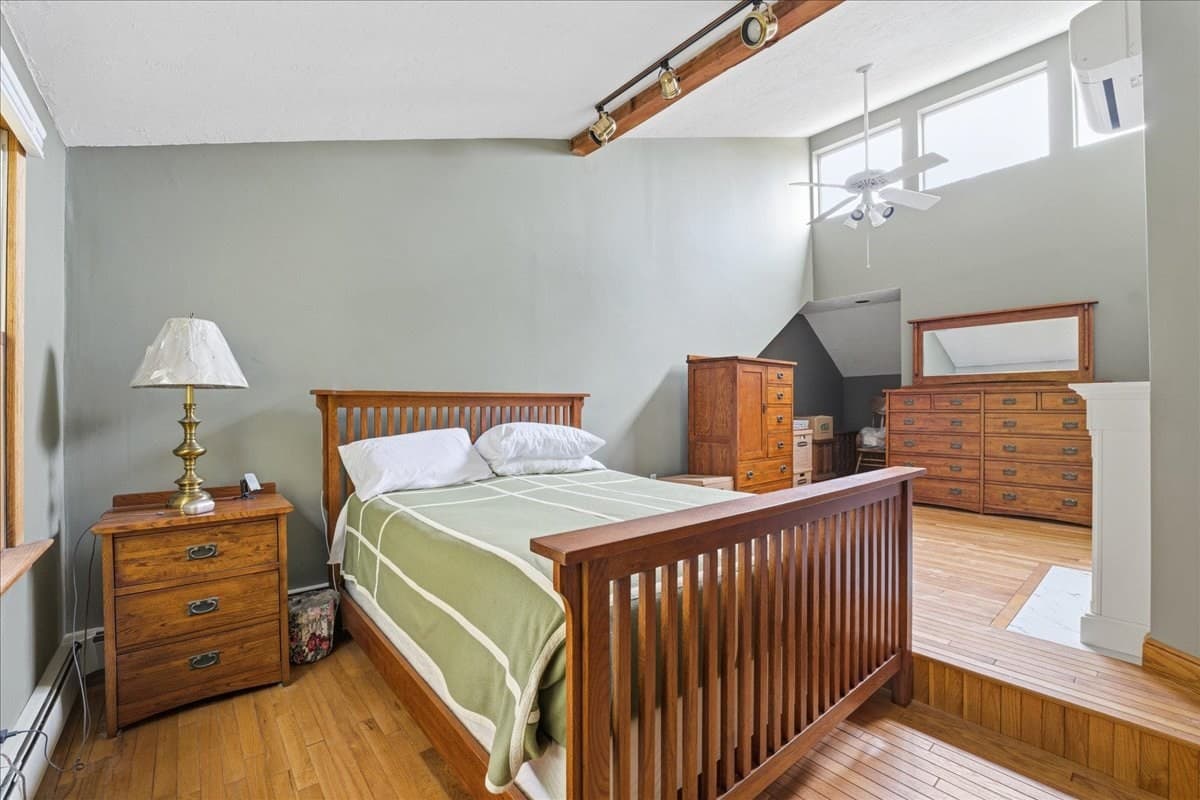 Single Family Residence at 6 Ledgeville Ave, Foxboro MA 02035, Foxboro, photo 18 of 30