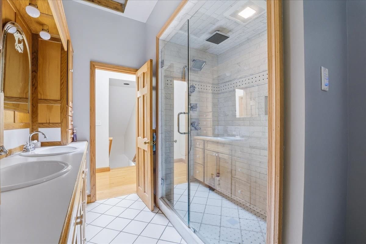 Single Family Residence at 6 Ledgeville Ave, Foxboro MA 02035, Foxboro, photo 21 of 30