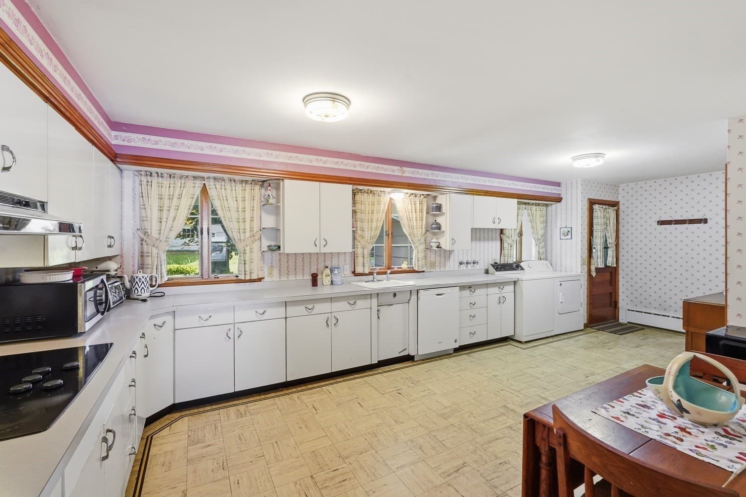 Single Family Residence at 5 Slater, Webster MA 01570, Webster, photo 4 of 27