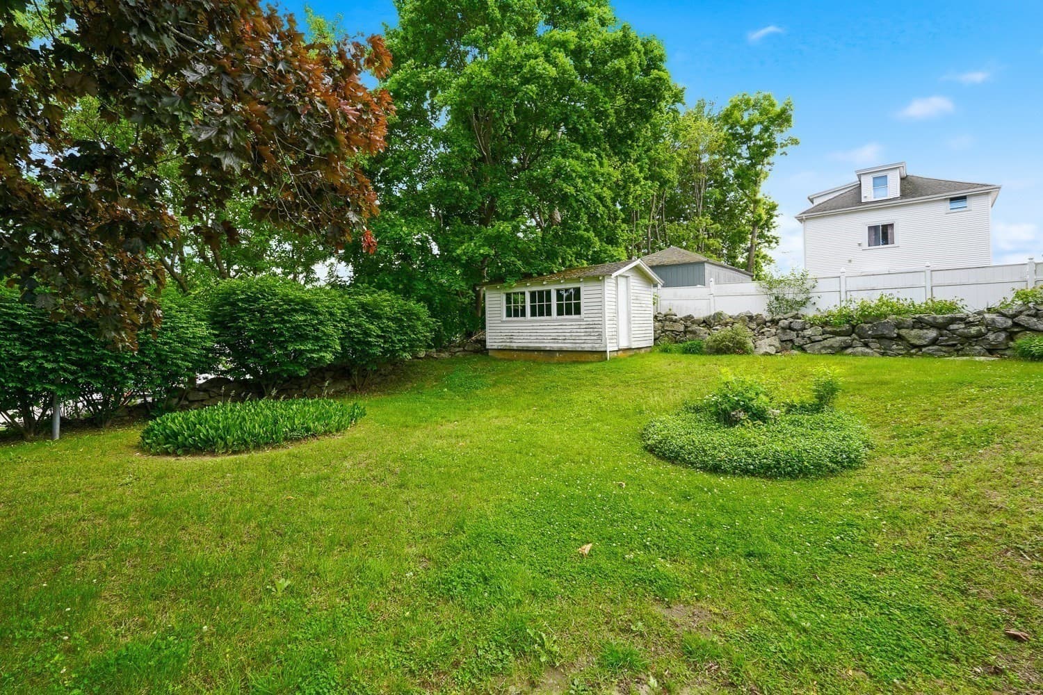 Single Family Residence at 5 Slater, Webster MA 01570, Webster, photo 25 of 27