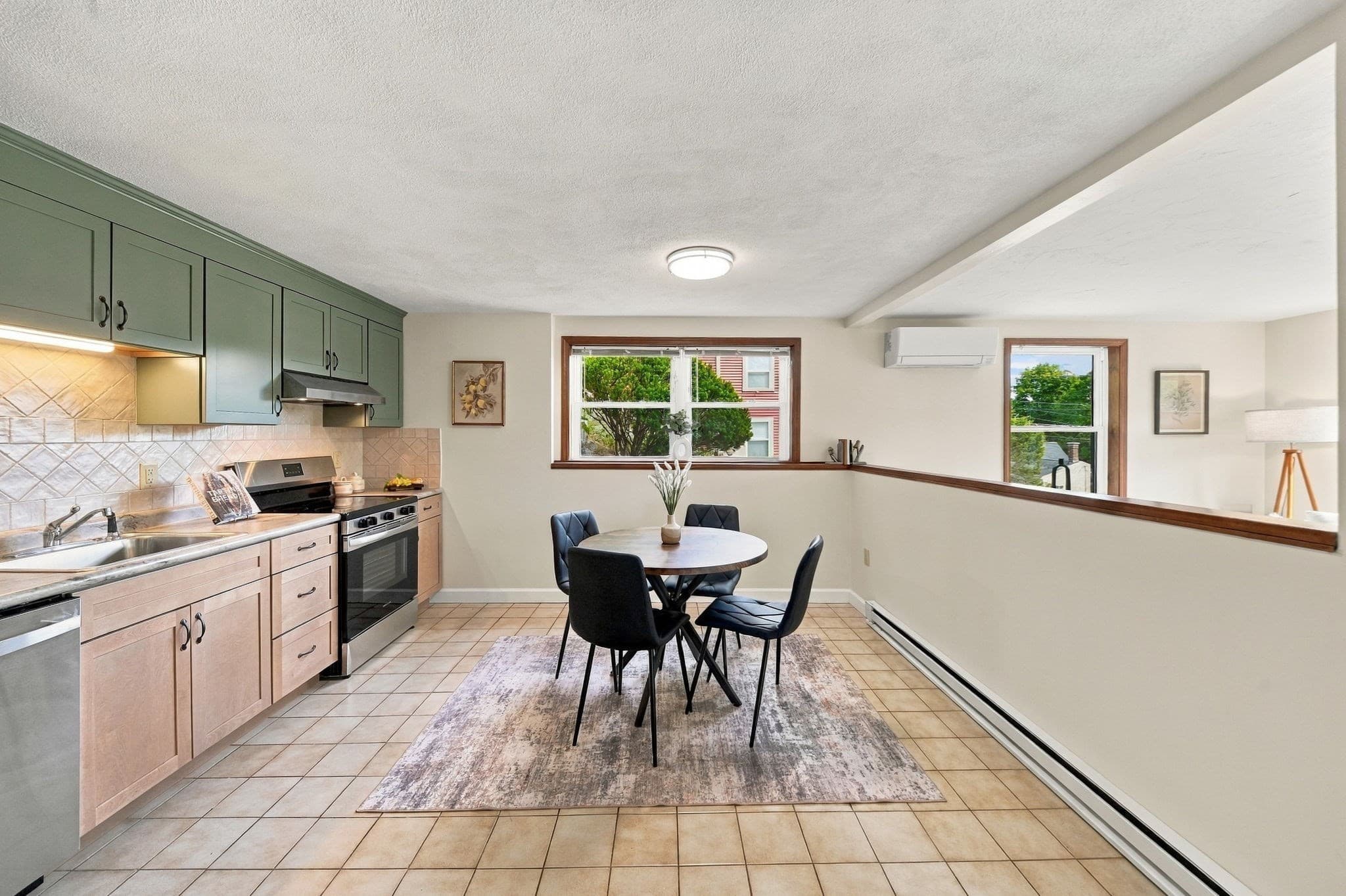 Single Family Residence at 39 Mountain St # 39, Woburn MA 01801, Woburn, photo 17 of 37