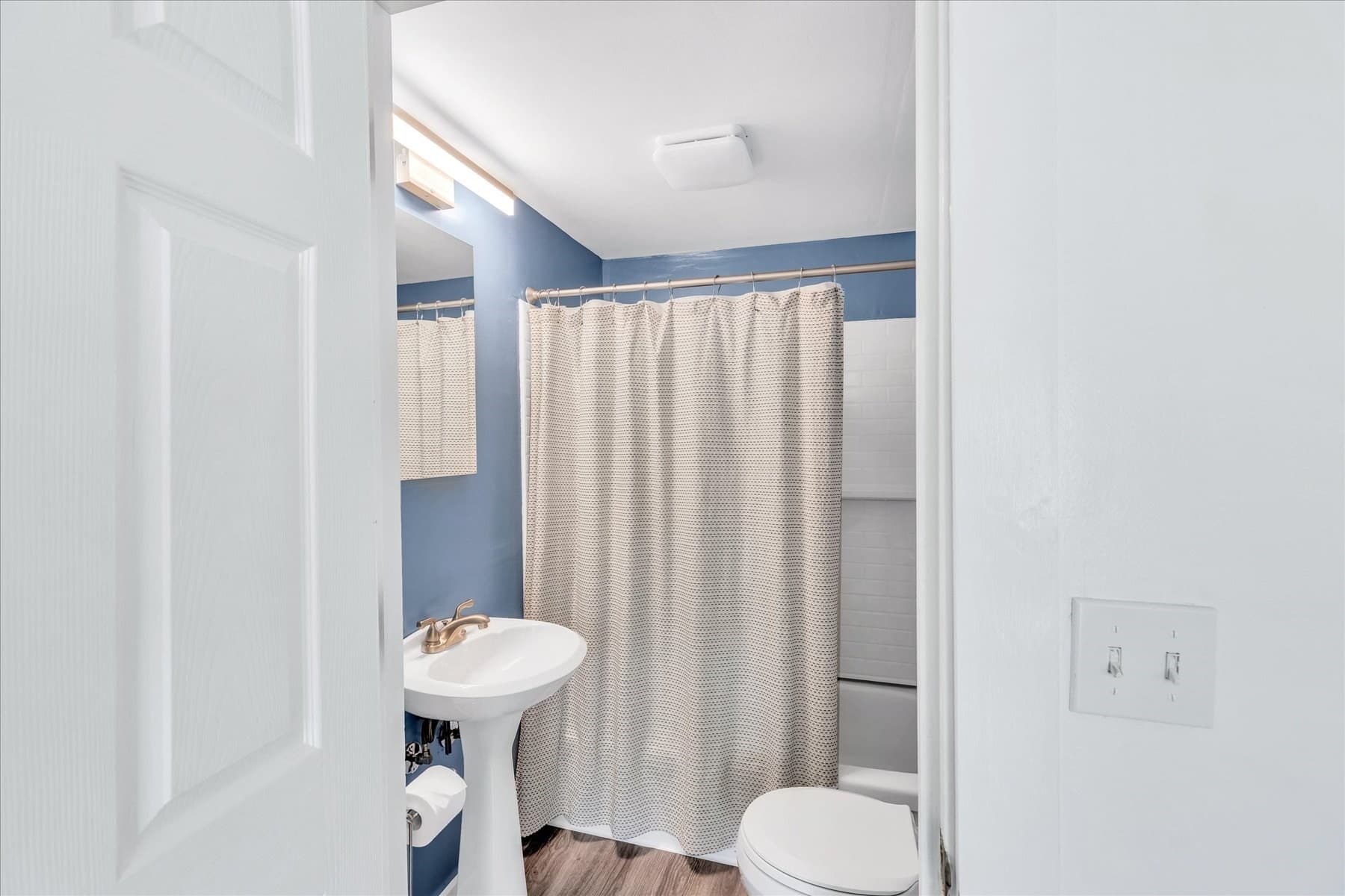 Single Family Residence at 25 Raspberry Lane, Barnstable MA 02648, Barnstable, photo 15 of 36