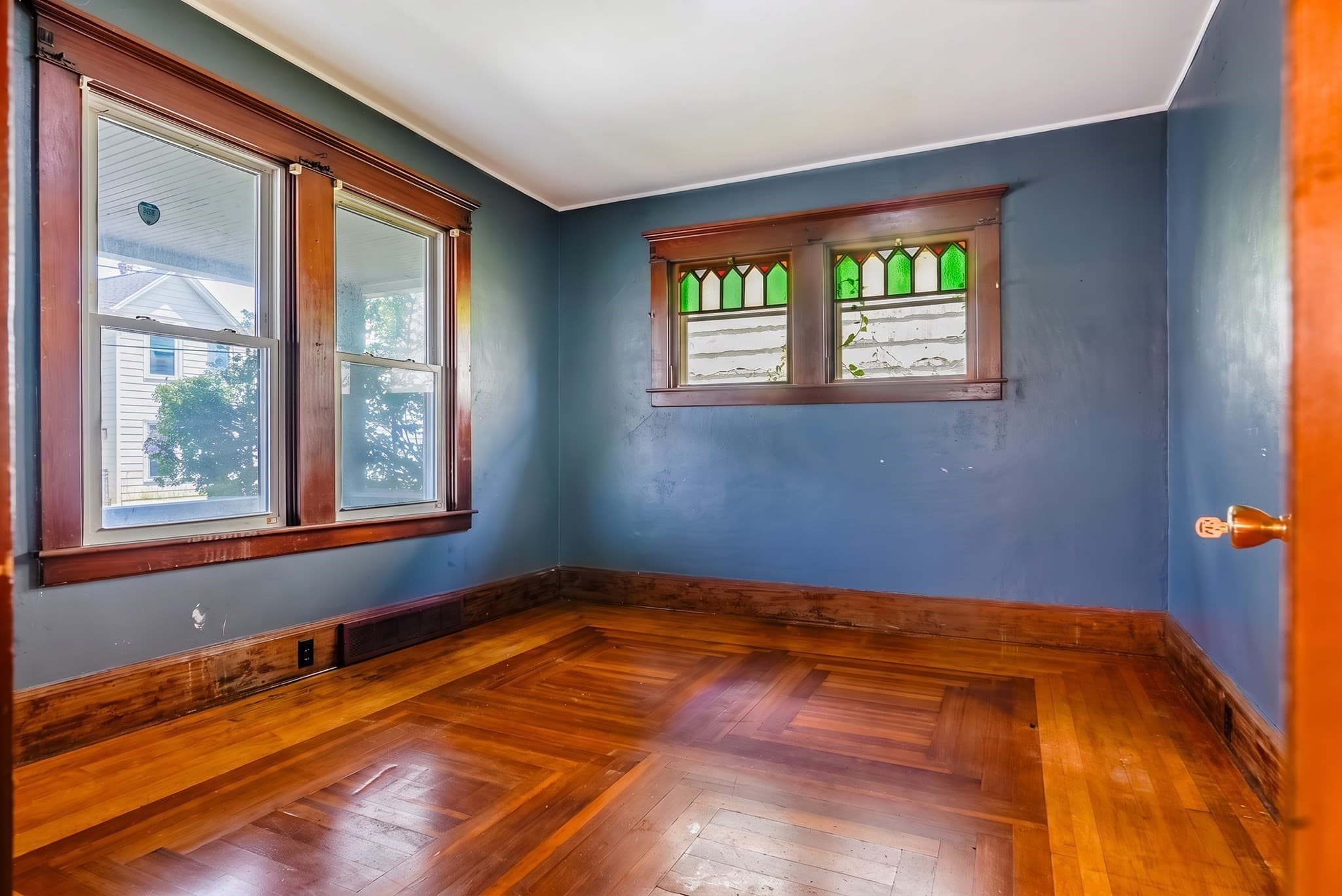 Single Family Residence at 228 Brook St, New Bedford MA 02746, New Bedford, photo 6 of 16