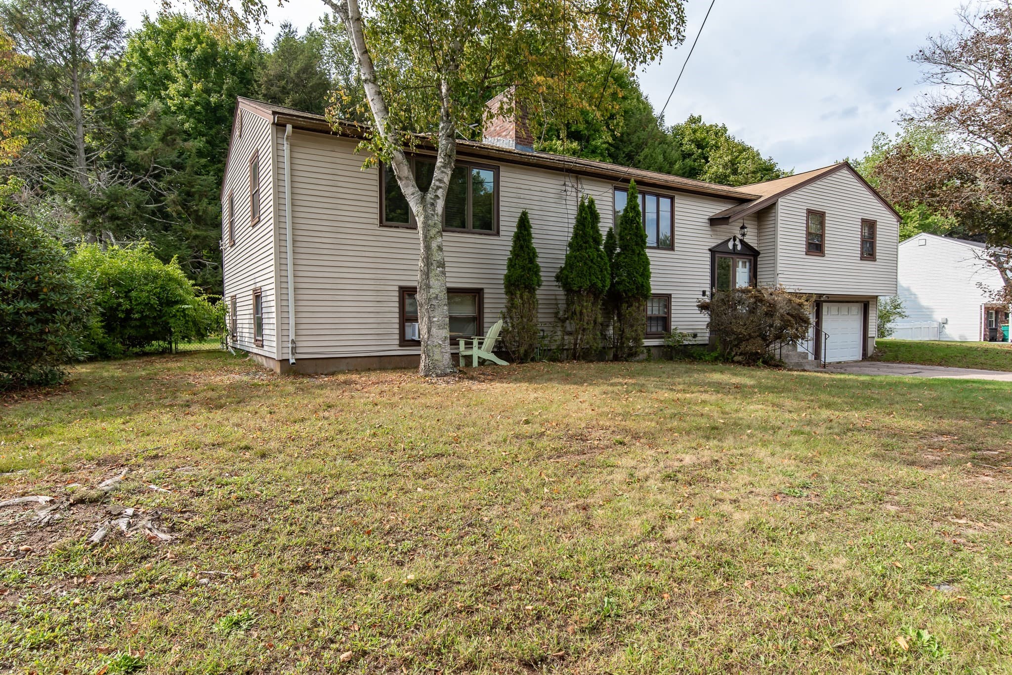 Single Family Residence at 336 Mendon Road, North Attleboro MA 02760, North Attleboro, photo 2 of 34