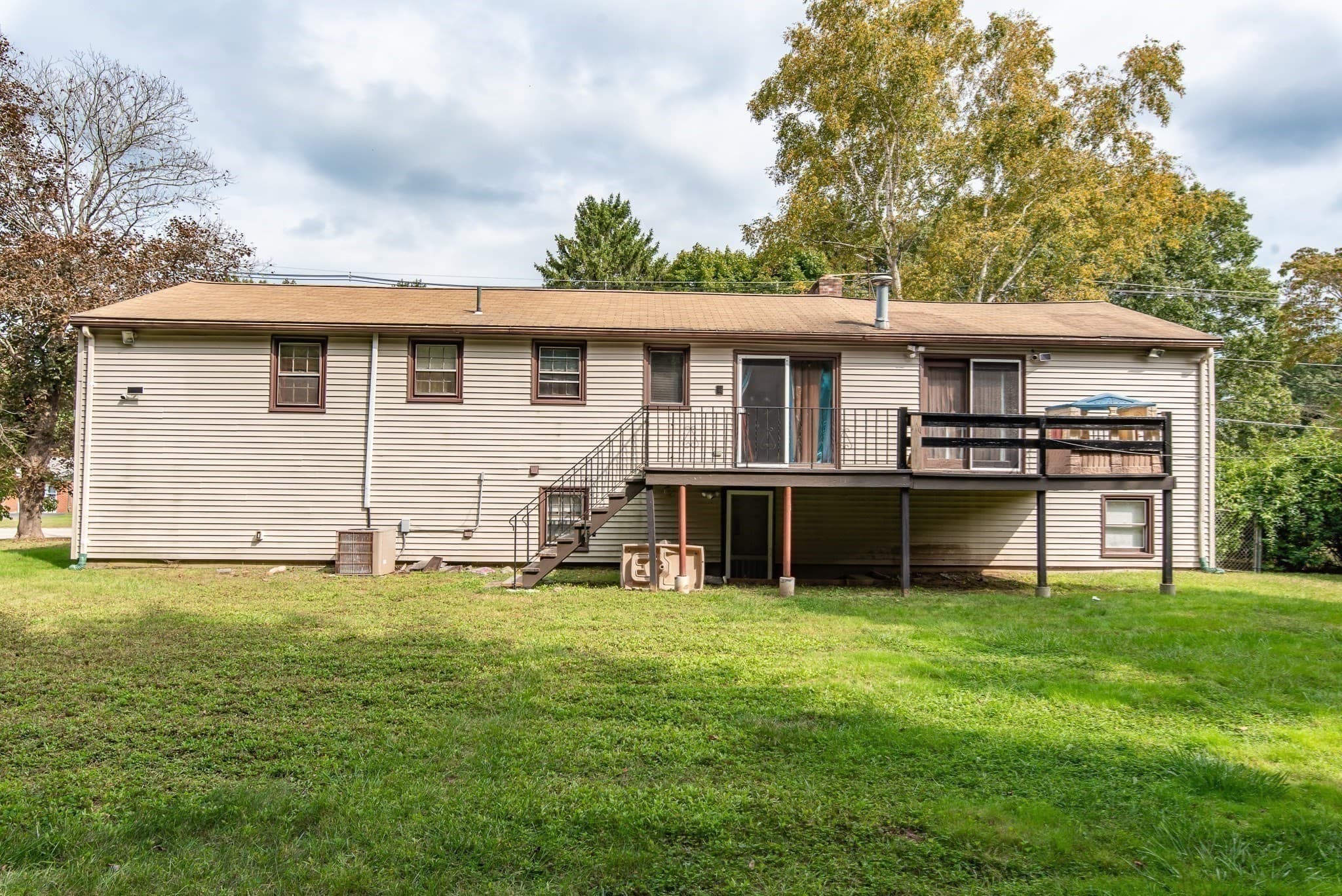 Single Family Residence at 336 Mendon Road, North Attleboro MA 02760, North Attleboro, photo 33 of 34