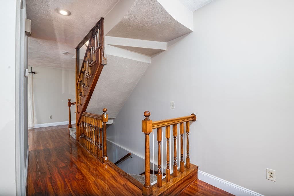 Condominium at 5 Chase Ln # 5, Lynn MA 01902, Lynn, photo 7 of 28