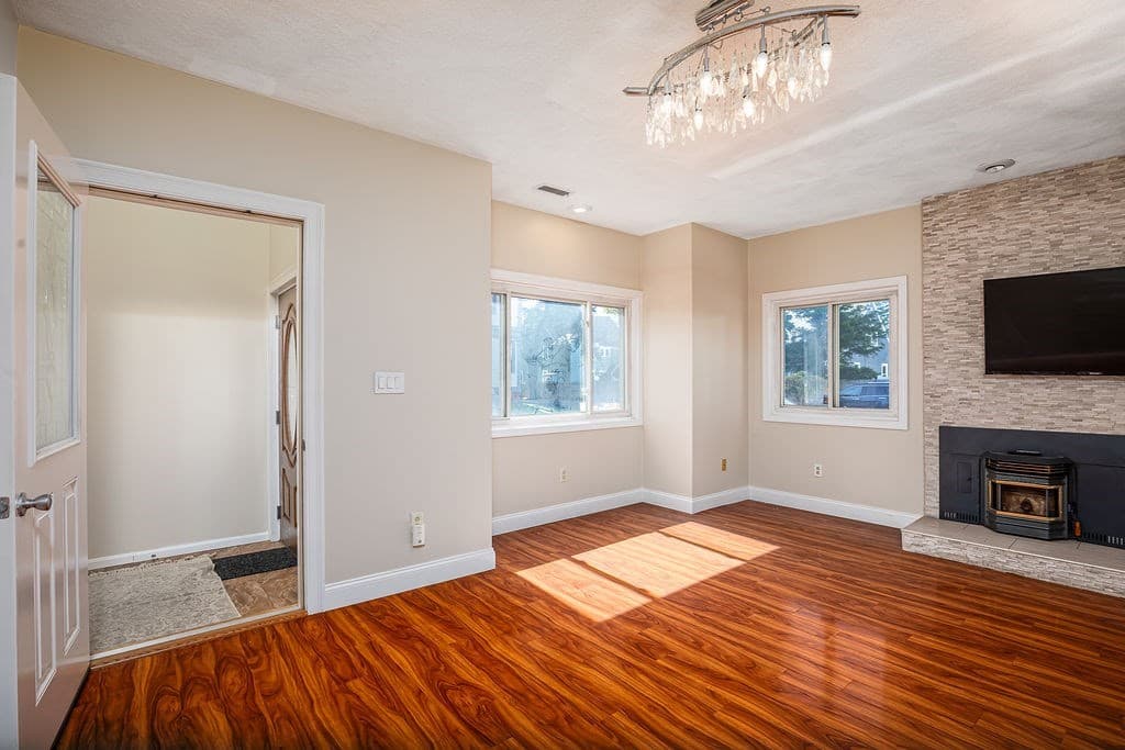 Condominium at 5 Chase Ln # 5, Lynn MA 01902, Lynn, photo 5 of 28