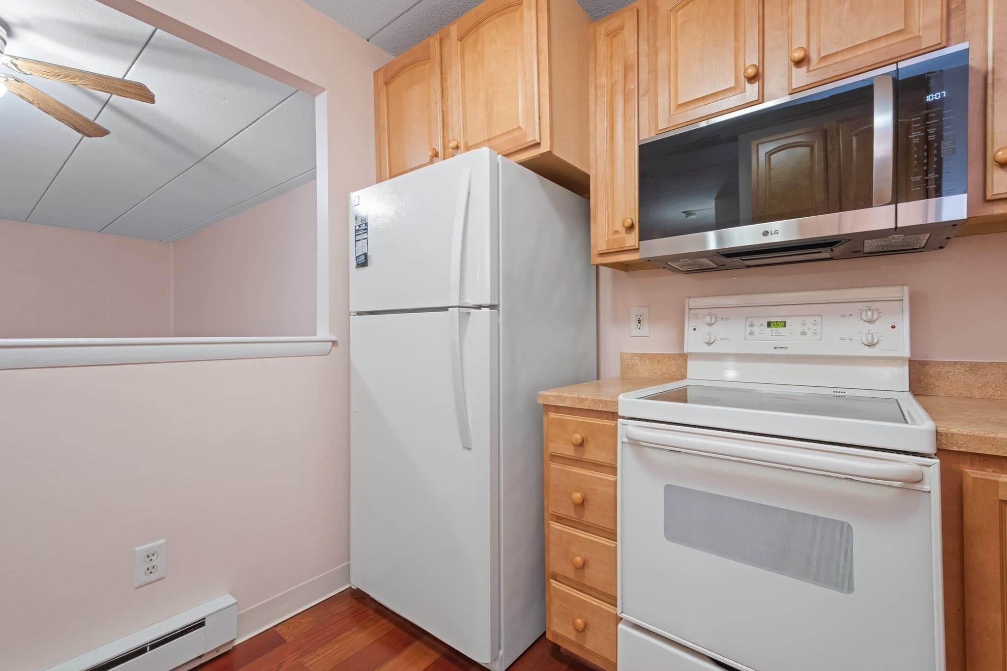 Condominium at 65 Commons Dr # 306, Shrewsbury MA 01545, Shrewsbury, photo 9 of 28