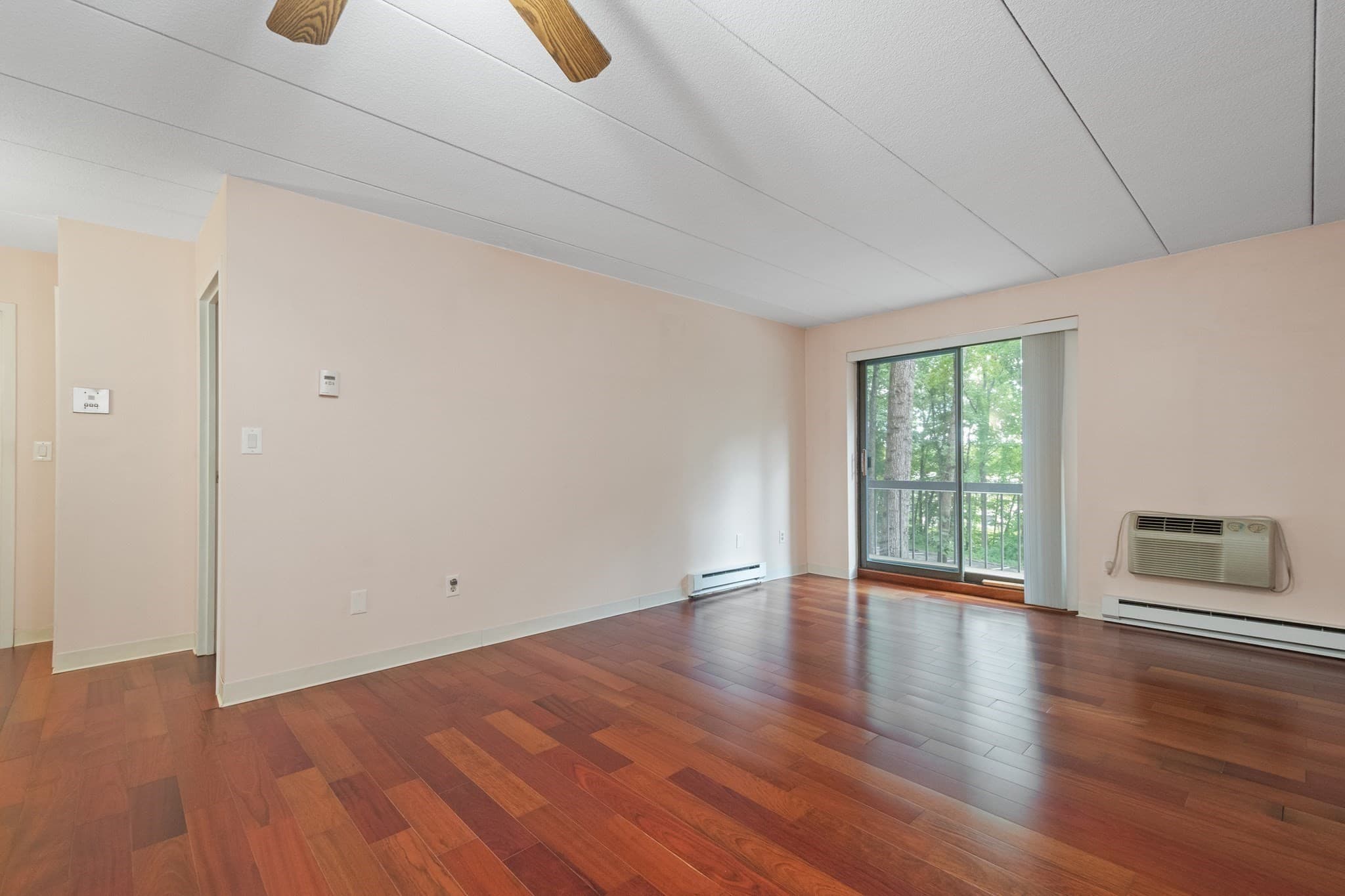 Condominium at 65 Commons Dr # 306, Shrewsbury MA 01545, Shrewsbury, photo 4 of 28
