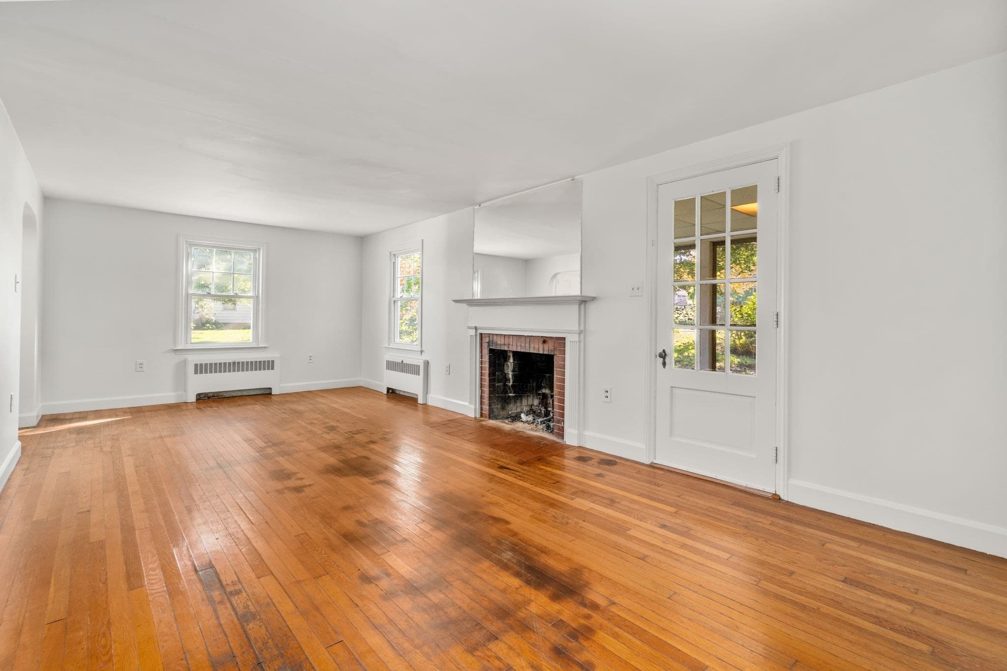 Single Family Residence at 5 Lowell Ave, Holden MA 01520, Holden, photo 4 of 18