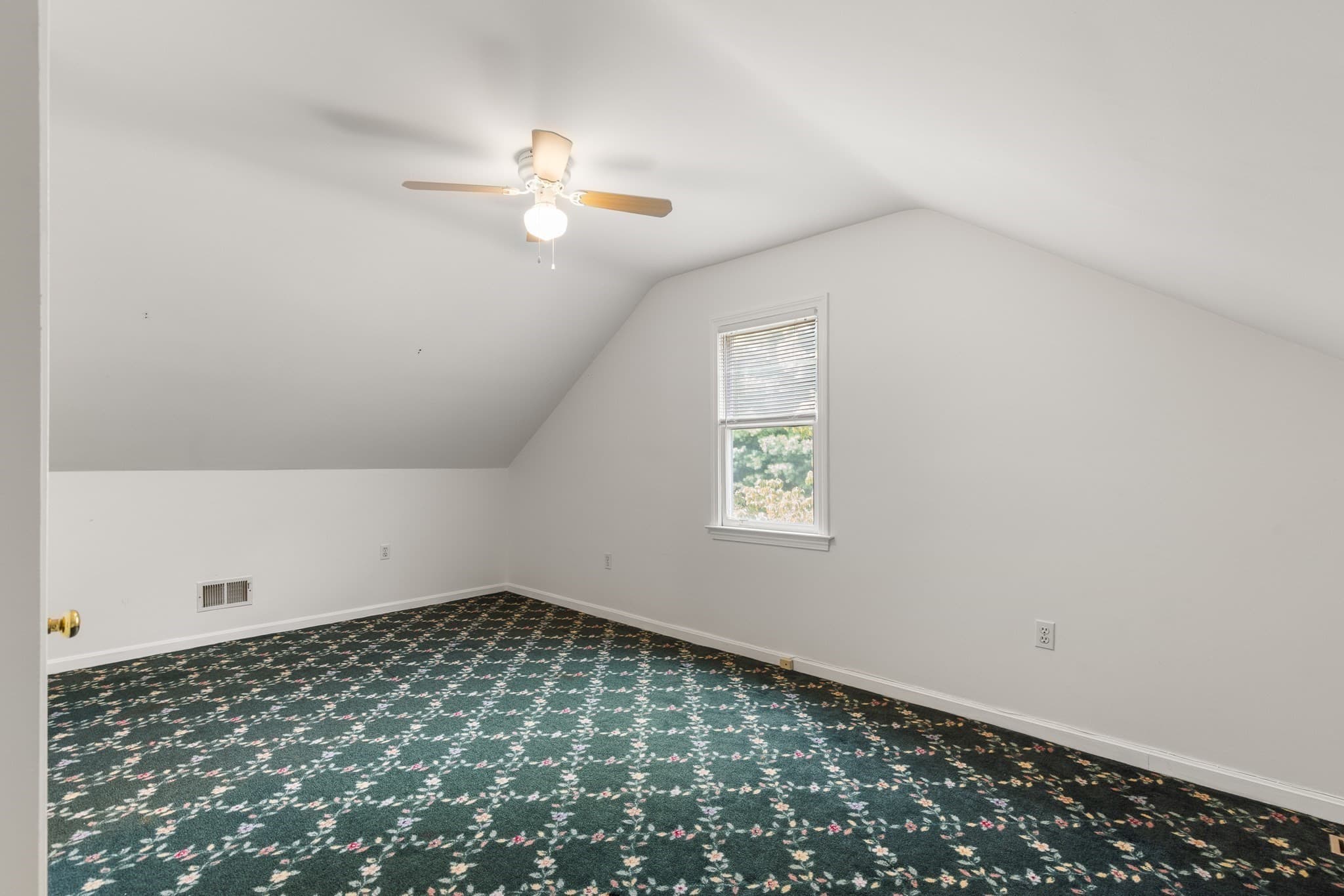 Condominium at 101 Brookline Way # 101, Rockland MA 02370, Rockland, photo 28 of 36